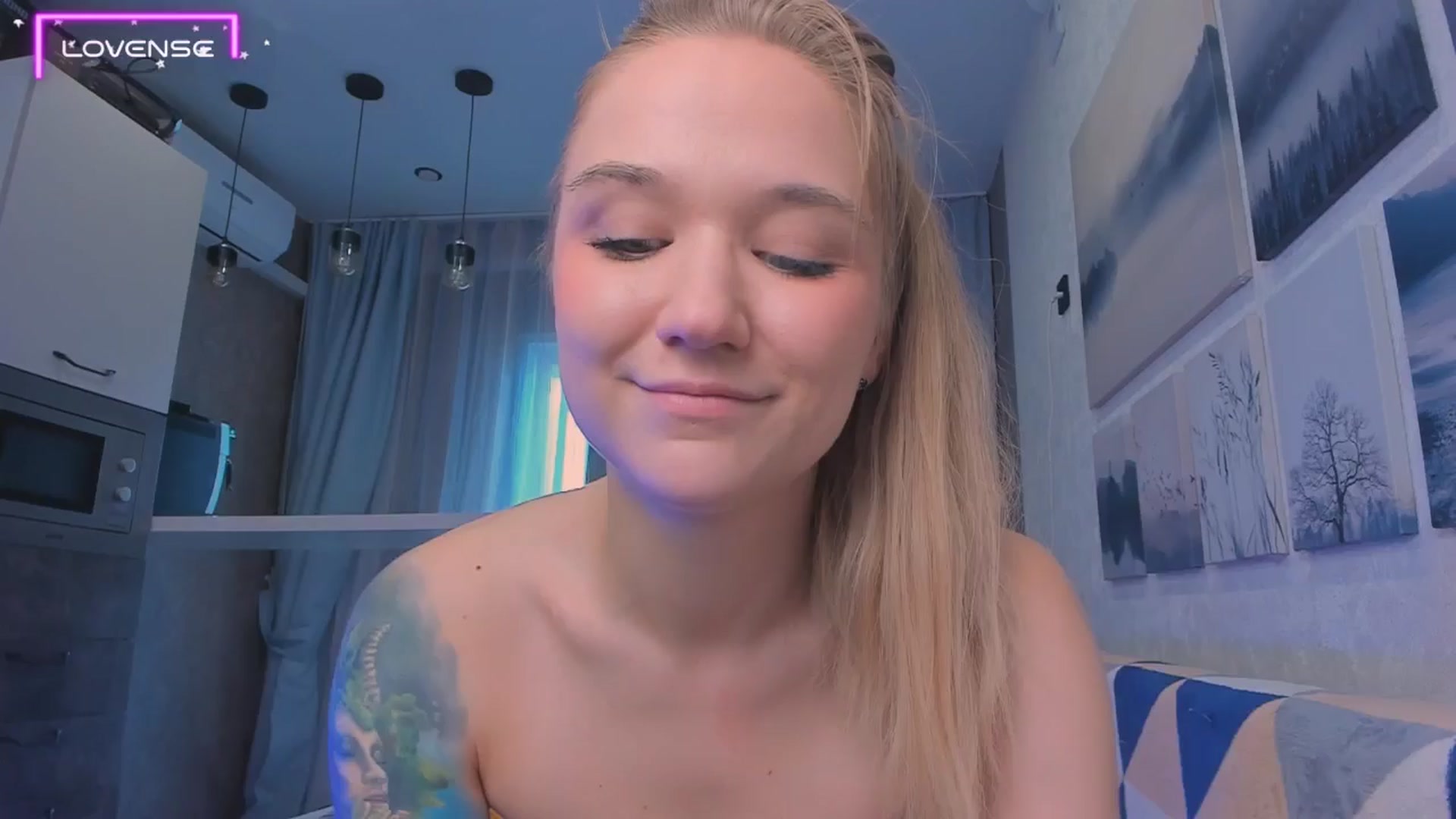 Gallery image thumbnail from Kota_sky's myfreecams stream on, 08/27/2024, 04:29 image 19 of 20