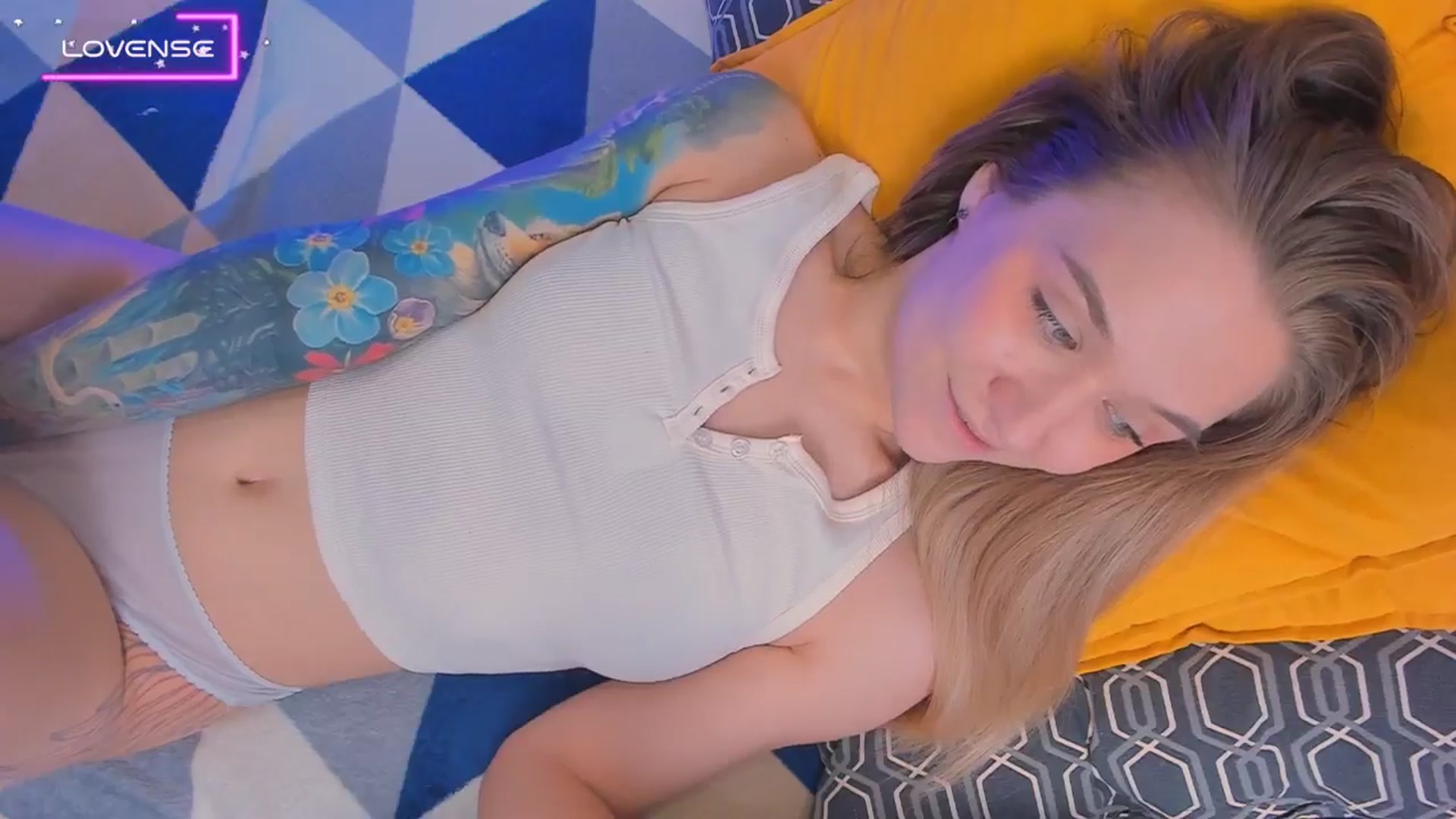 Gallery image thumbnail from Kota_sky's myfreecams stream on, 08/30/2024, 06:58 image 8 of 20
