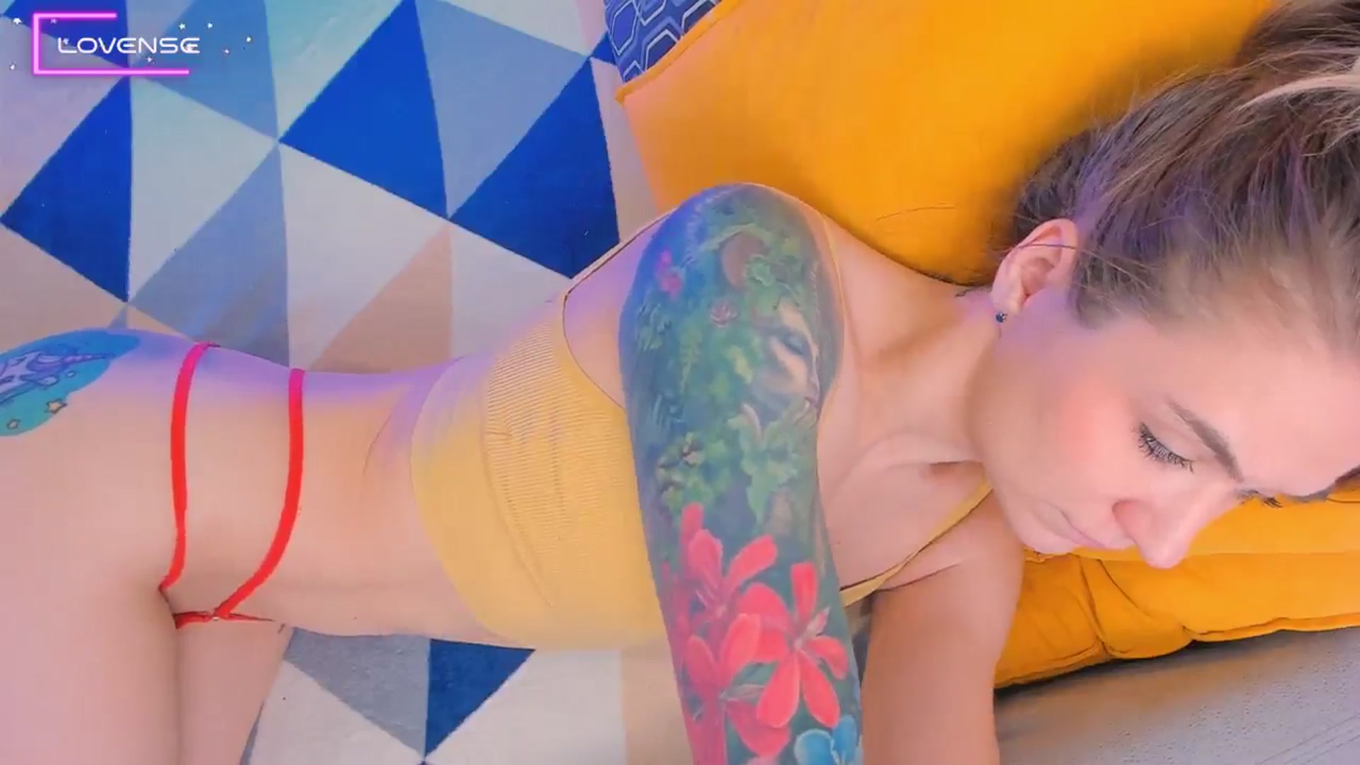 Gallery image thumbnail from Kota_sky's myfreecams stream on, 09/03/2024, 04:27 image 17 of 20