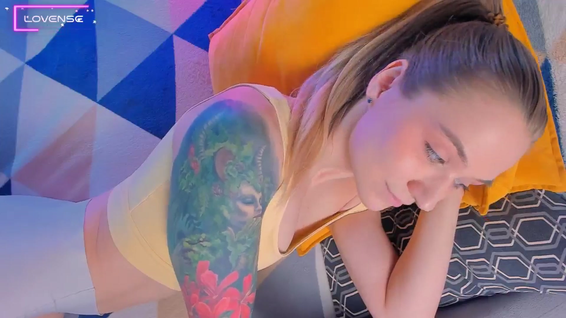 Gallery image thumbnail from Kota_sky's myfreecams stream on, 09/11/2024, 06:37 image 2 of 20