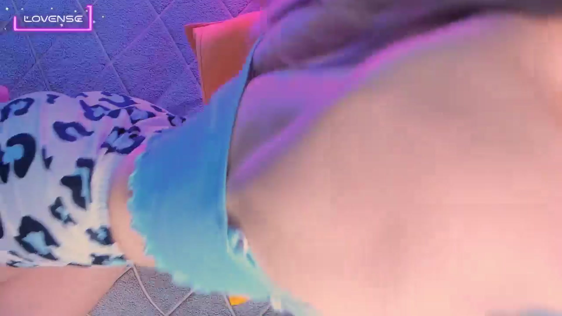 Gallery image thumbnail from Kota_sky's myfreecams stream on, 09/29/2024, 05:58 image 14 of 20