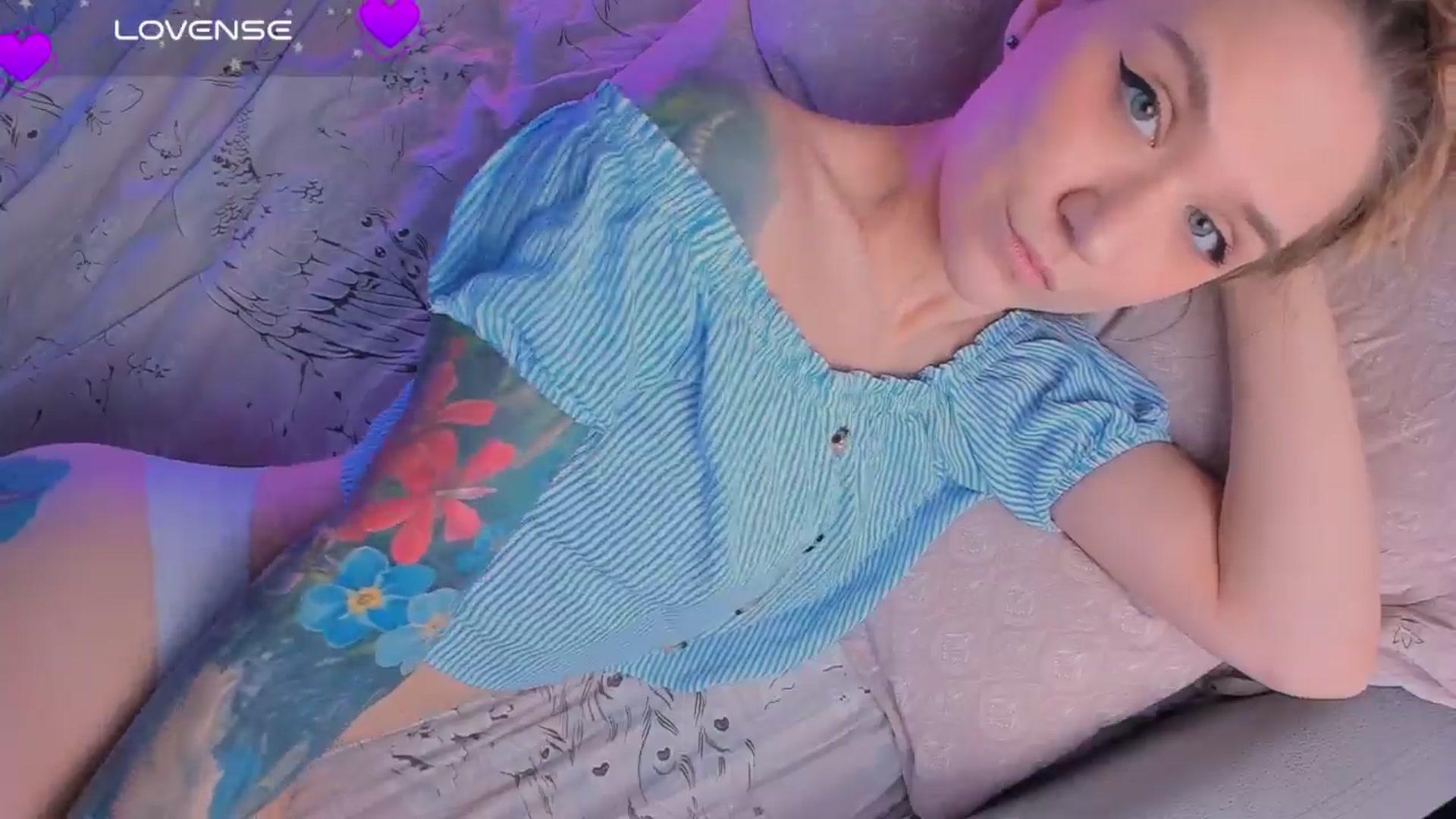 Gallery image thumbnail from Kota_sky's myfreecams stream on, 10/11/2024, 04:04 image 8 of 20