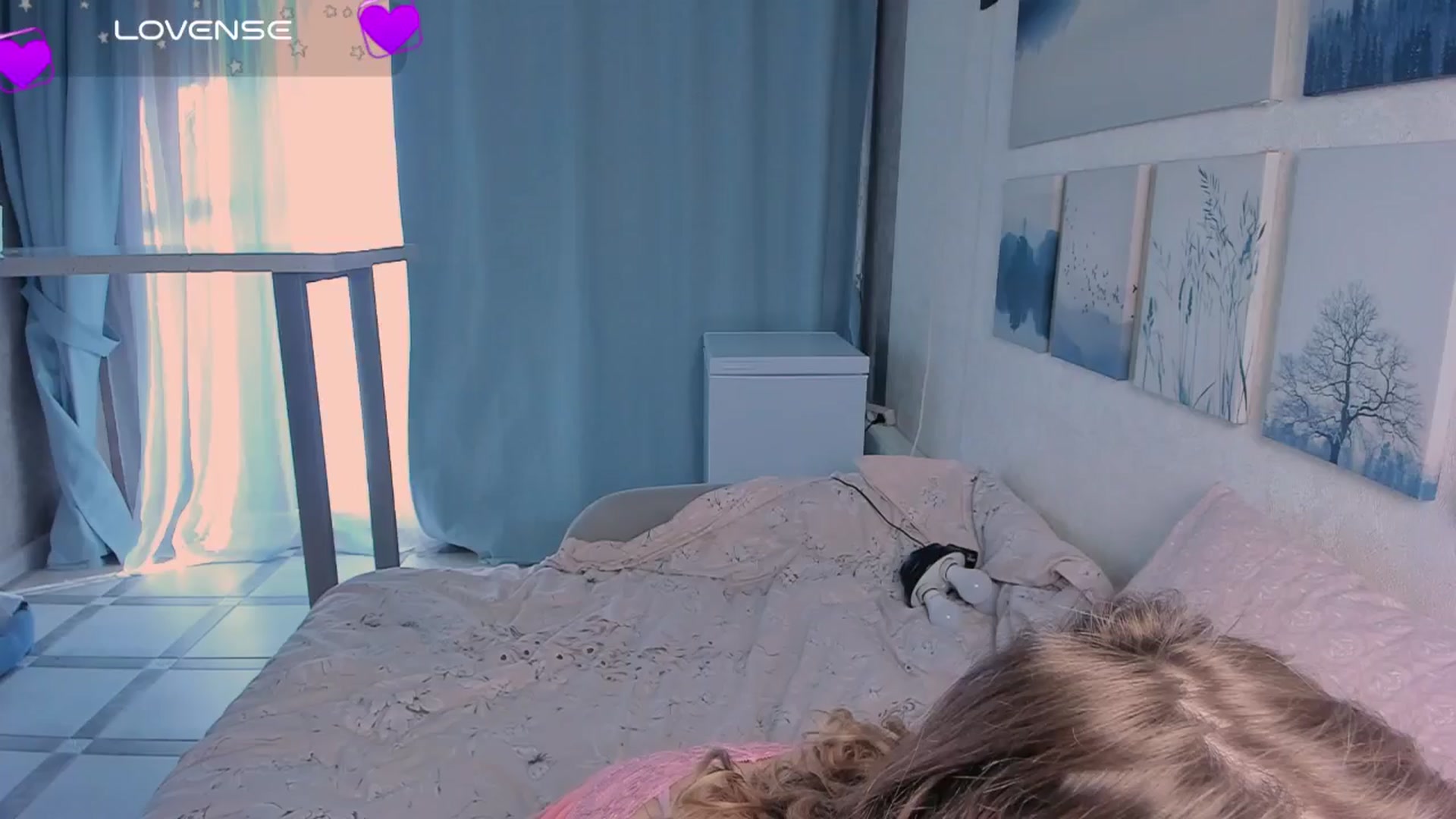 Gallery image thumbnail from Kota_sky's myfreecams stream on, 10/18/2024, 03:56 image 15 of 20