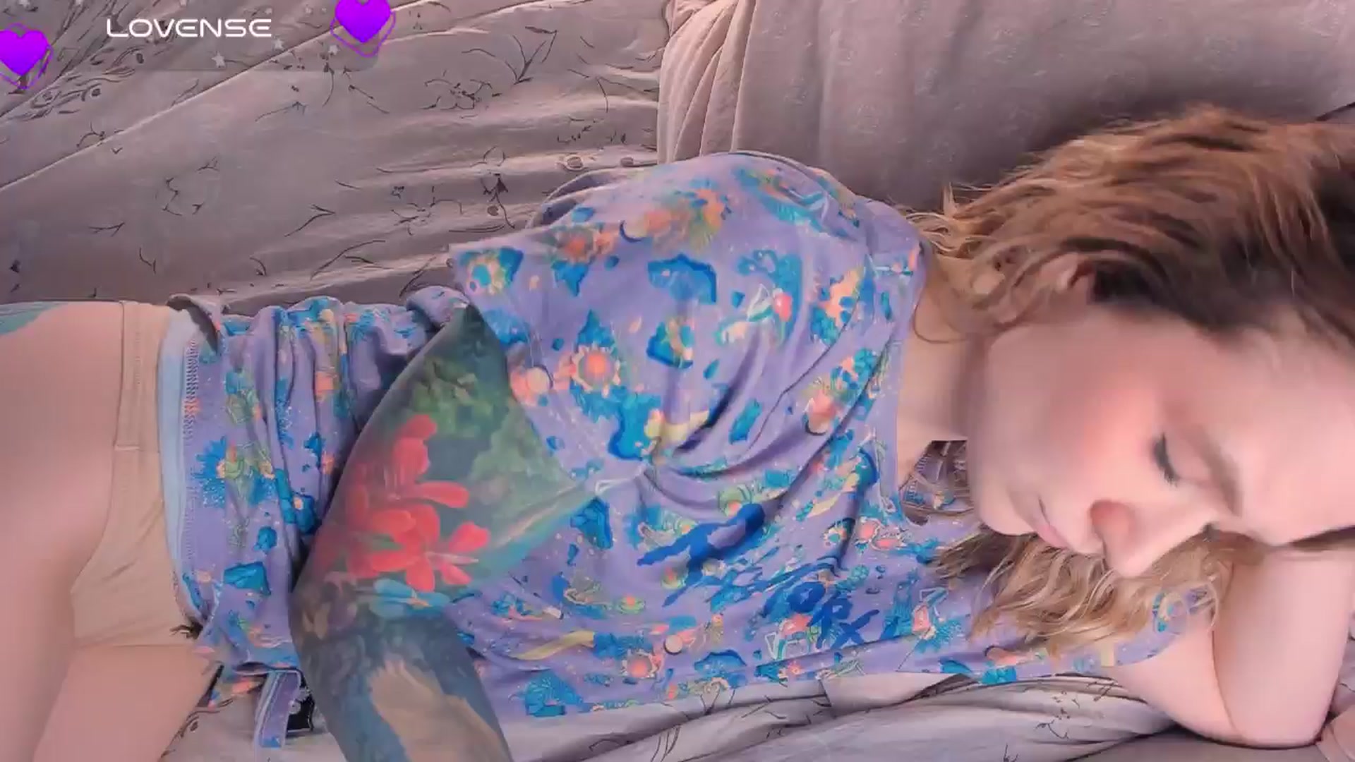 Gallery image thumbnail from Kota_sky's myfreecams stream on, 10/23/2024, 10:22 image 16 of 20