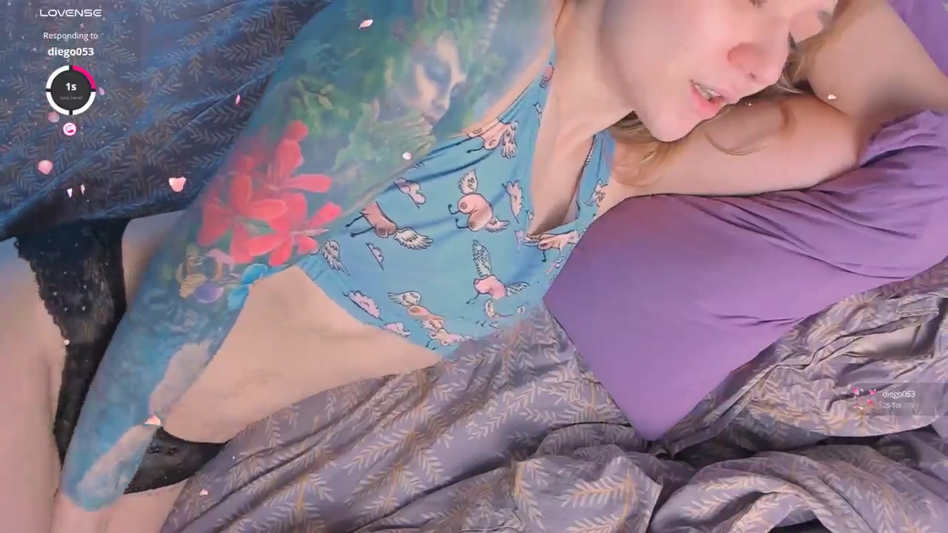 Gallery image thumbnail from Kota_sky's myfreecams stream on, 11/25/2024, 06:12 image 18 of 20