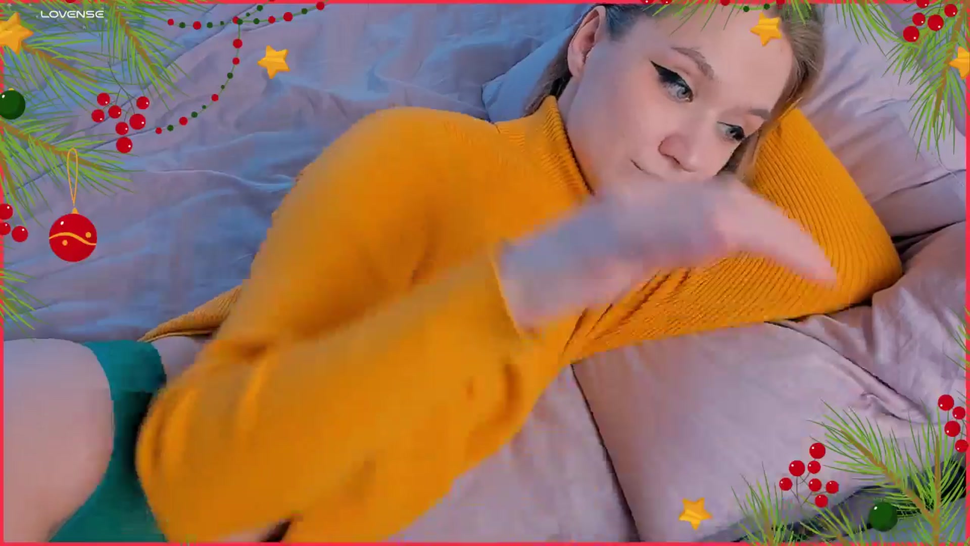 Gallery image thumbnail from Kota_sky's myfreecams stream on, 12/24/2024, 07:29 image 15 of 20