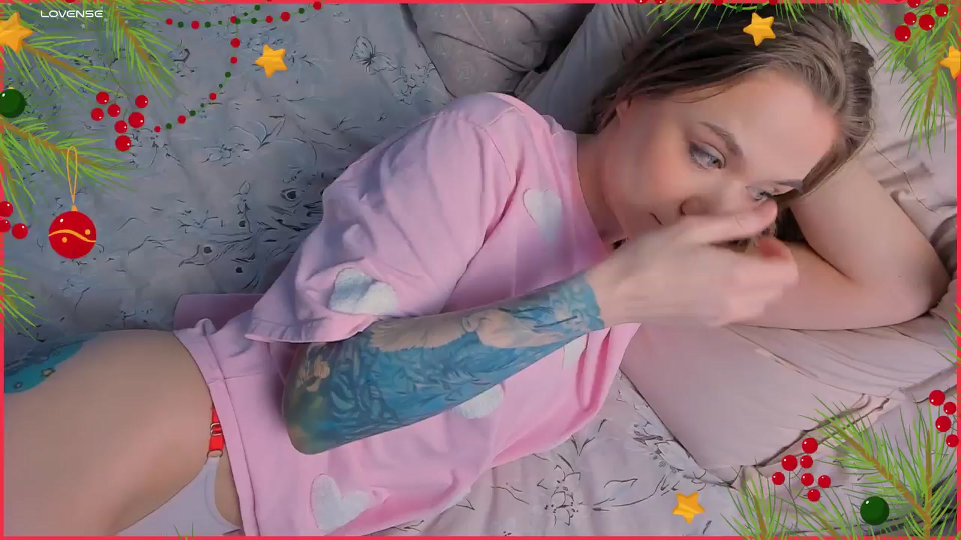 Gallery image thumbnail from Kota_sky's myfreecams stream on, 12/30/2024, 04:37 image 2 of 20