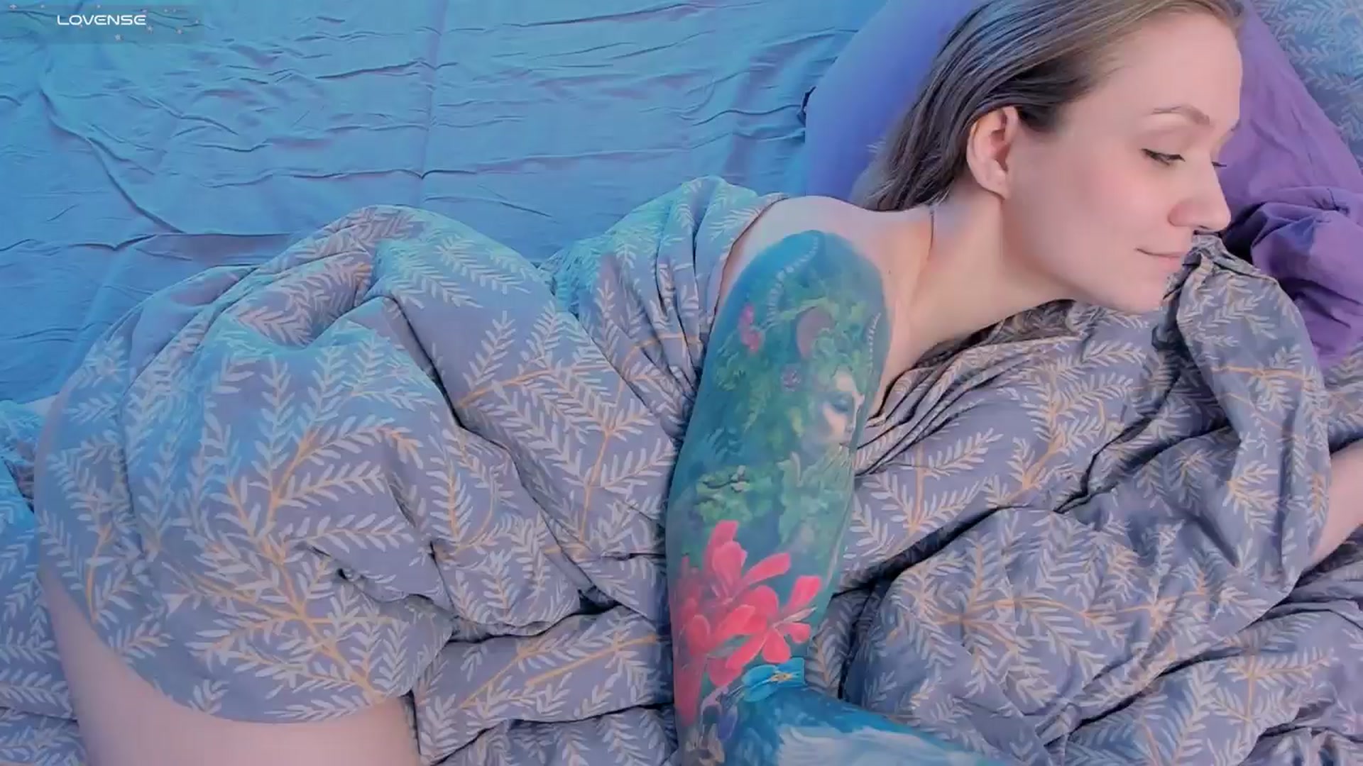 Gallery image thumbnail from Kota_sky's myfreecams stream on, 03/12/2025, 06:53 image 5 of 20