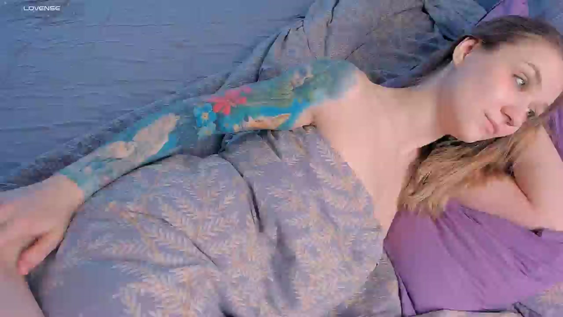 Gallery image thumbnail from Kota_sky's myfreecams stream on, 03/18/2025, 06:42 image 12 of 20