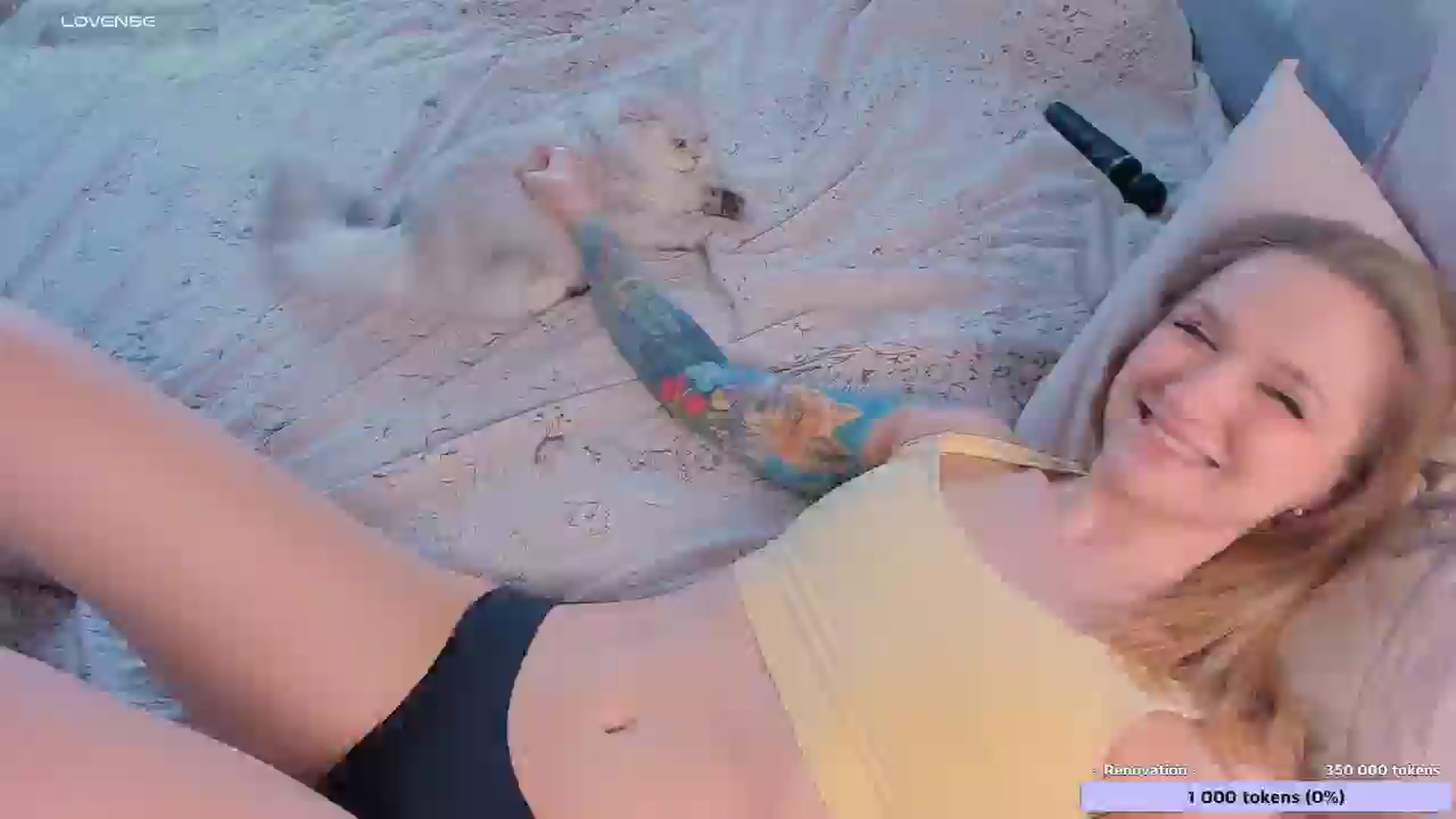 Gallery image thumbnail from Kota_sky's myfreecams stream on, 04/18/2025, 07:54 image 11 of 20