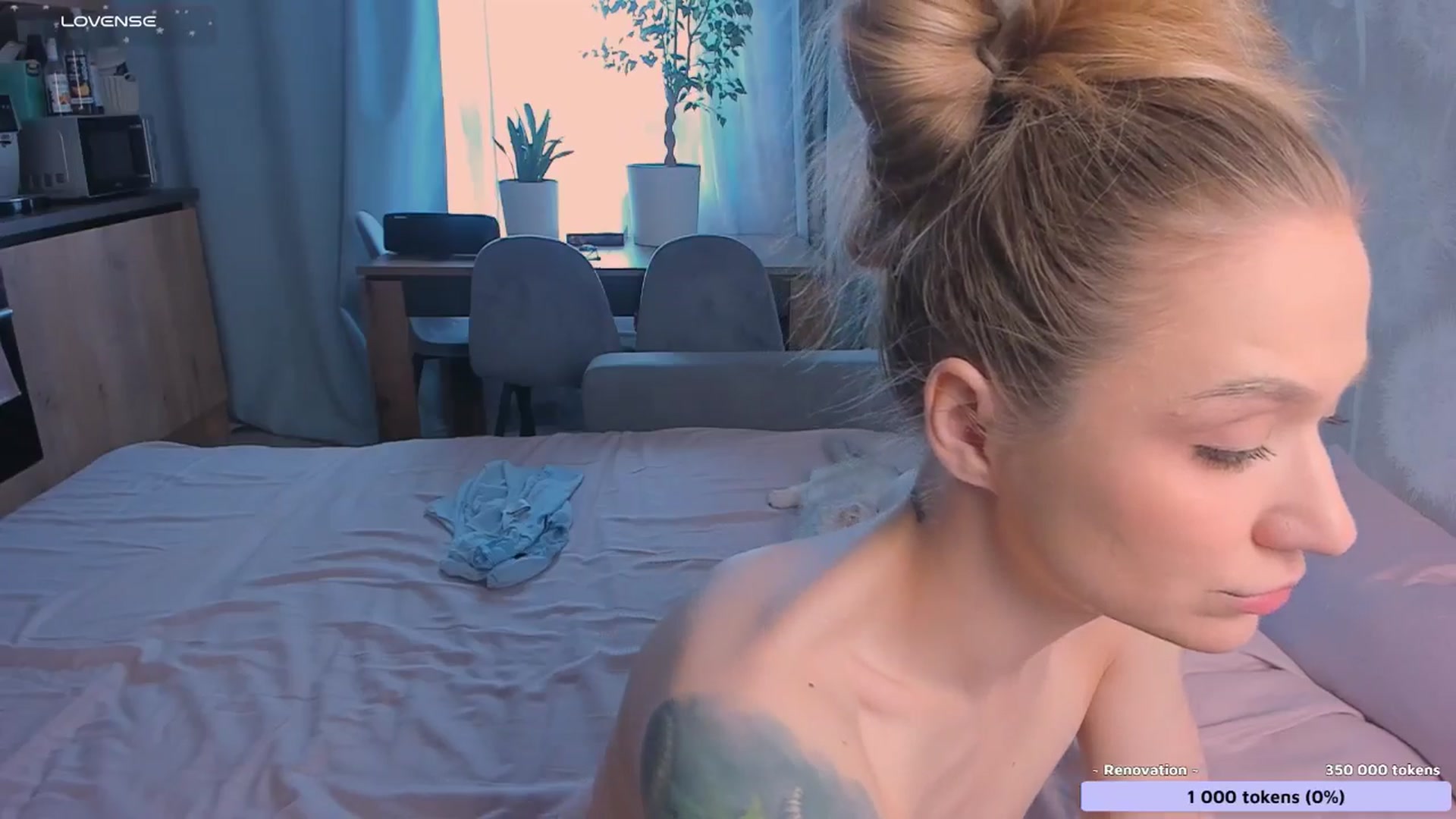 Gallery image thumbnail from Kota_sky's myfreecams stream on, 05/08/2025, 04:33 image 2 of 20