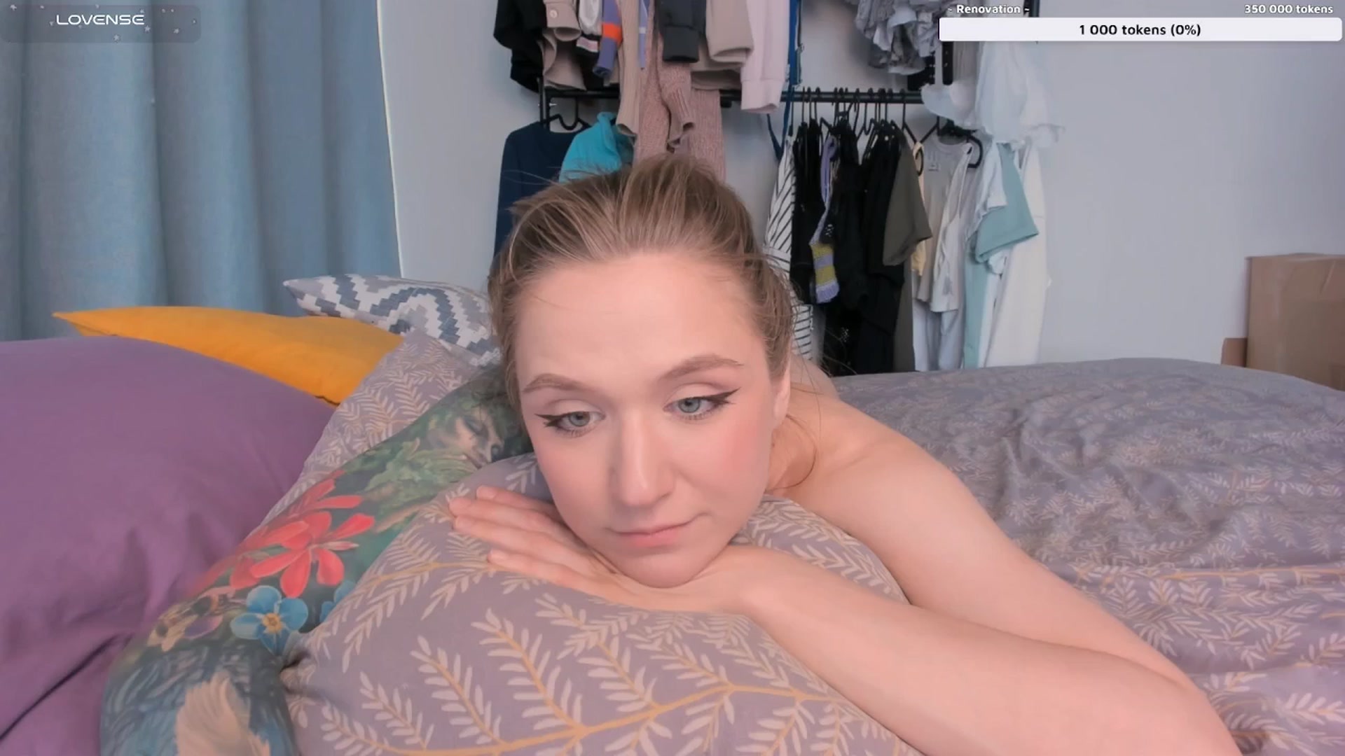Gallery image thumbnail from Kota_sky's myfreecams stream on, 06/24/2025, 08:10 image 14 of 20