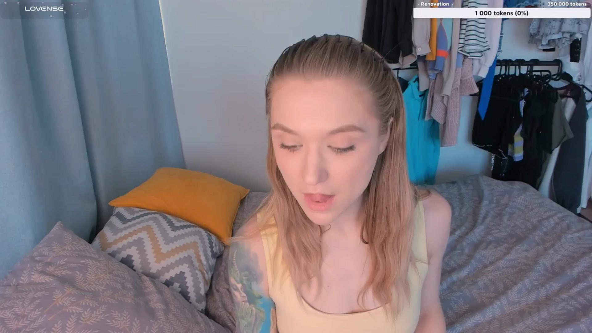 Gallery image thumbnail from Kota_sky's myfreecams stream on, 06/26/2025, 08:28 image 1 of 20