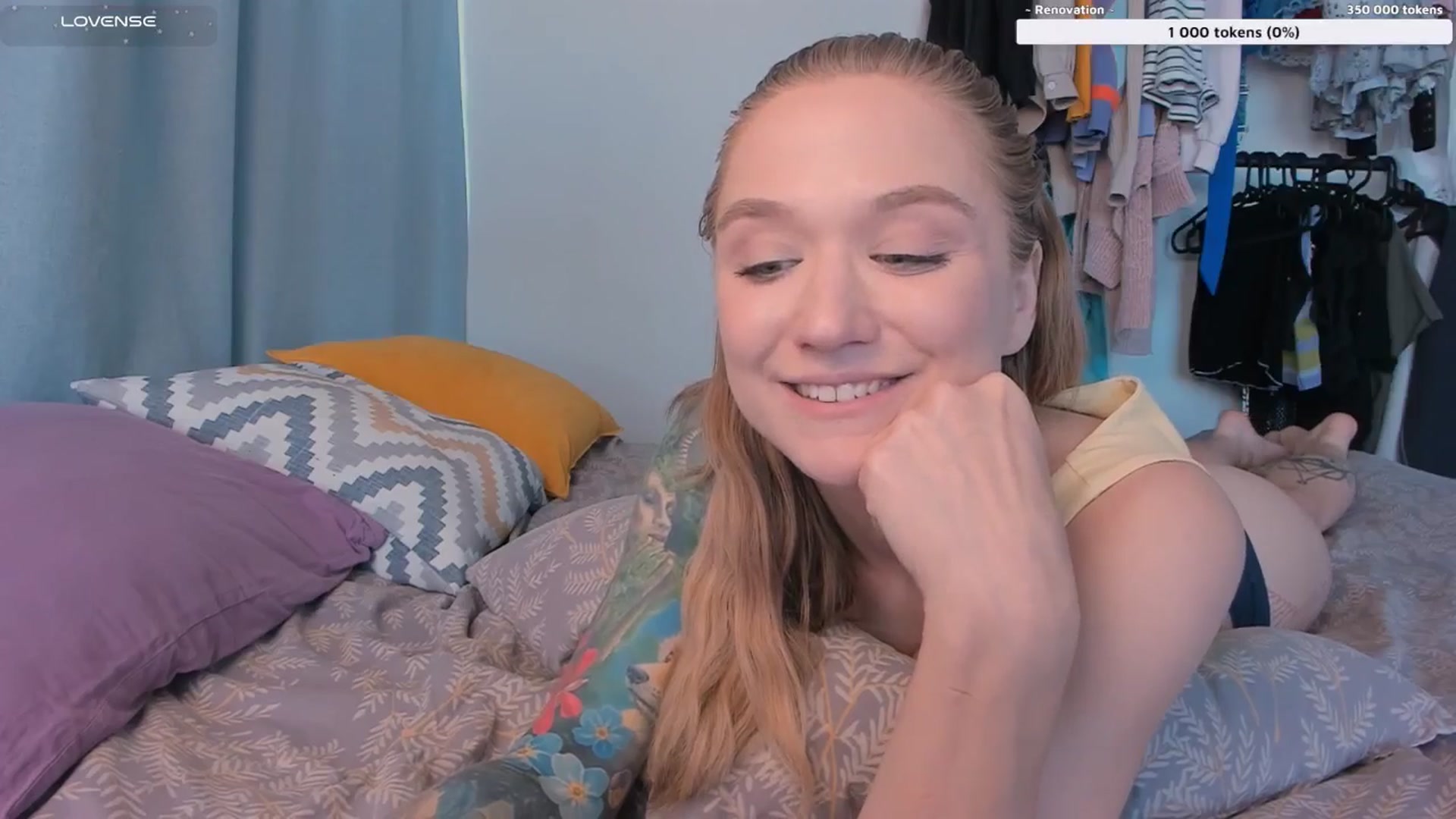 Gallery image thumbnail from Kota_sky's myfreecams stream on, 06/26/2025, 08:28 image 20 of 20