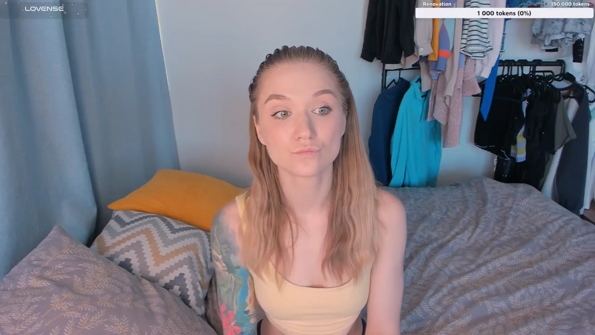 Gallery image thumbnail from Kota_sky's myfreecams stream on, 06/26/2025, 08:28 image 8 of 20