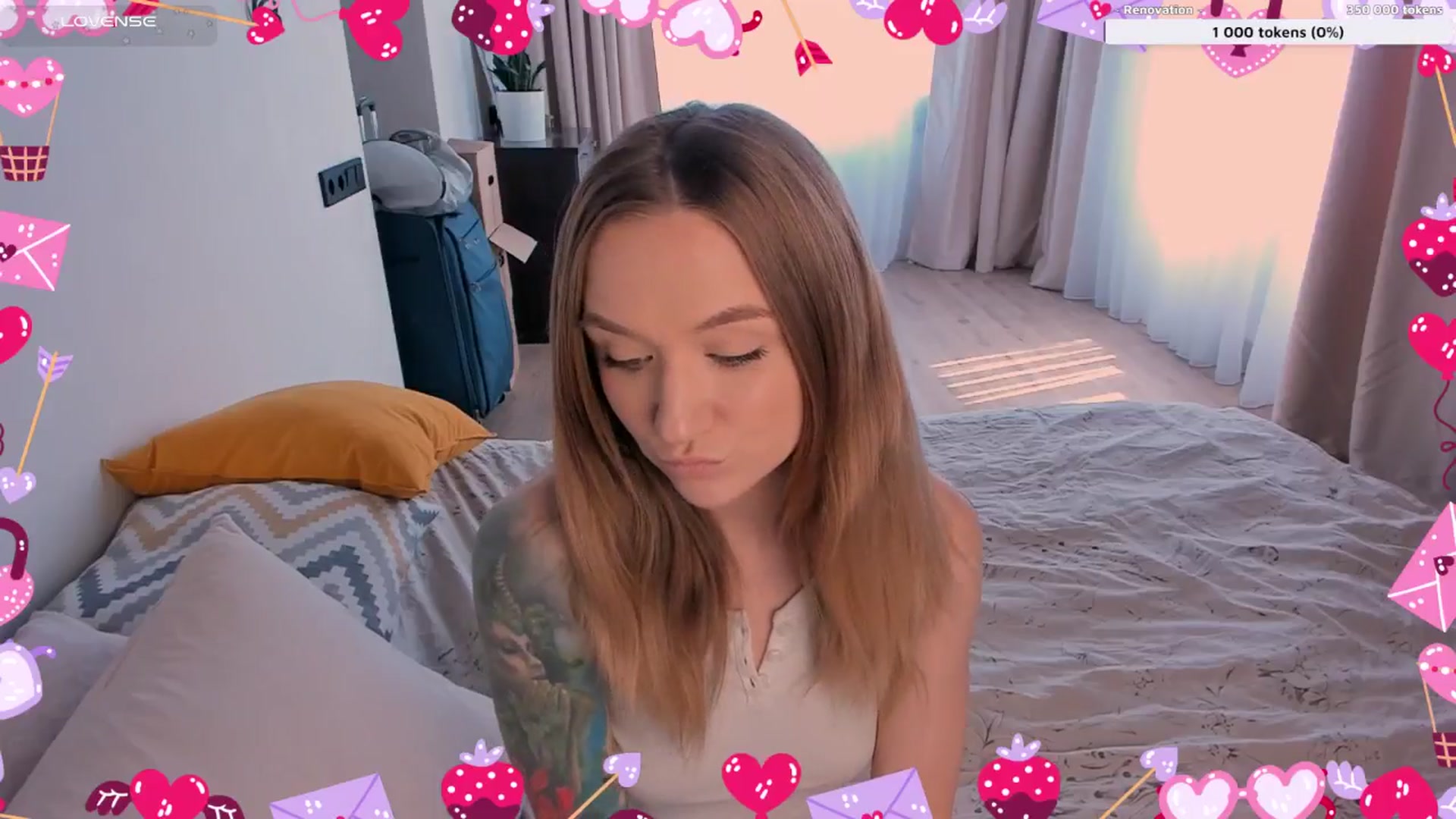 Gallery image thumbnail from Kota_sky's myfreecams stream on, 07/10/2025, 05:32 image 17 of 20