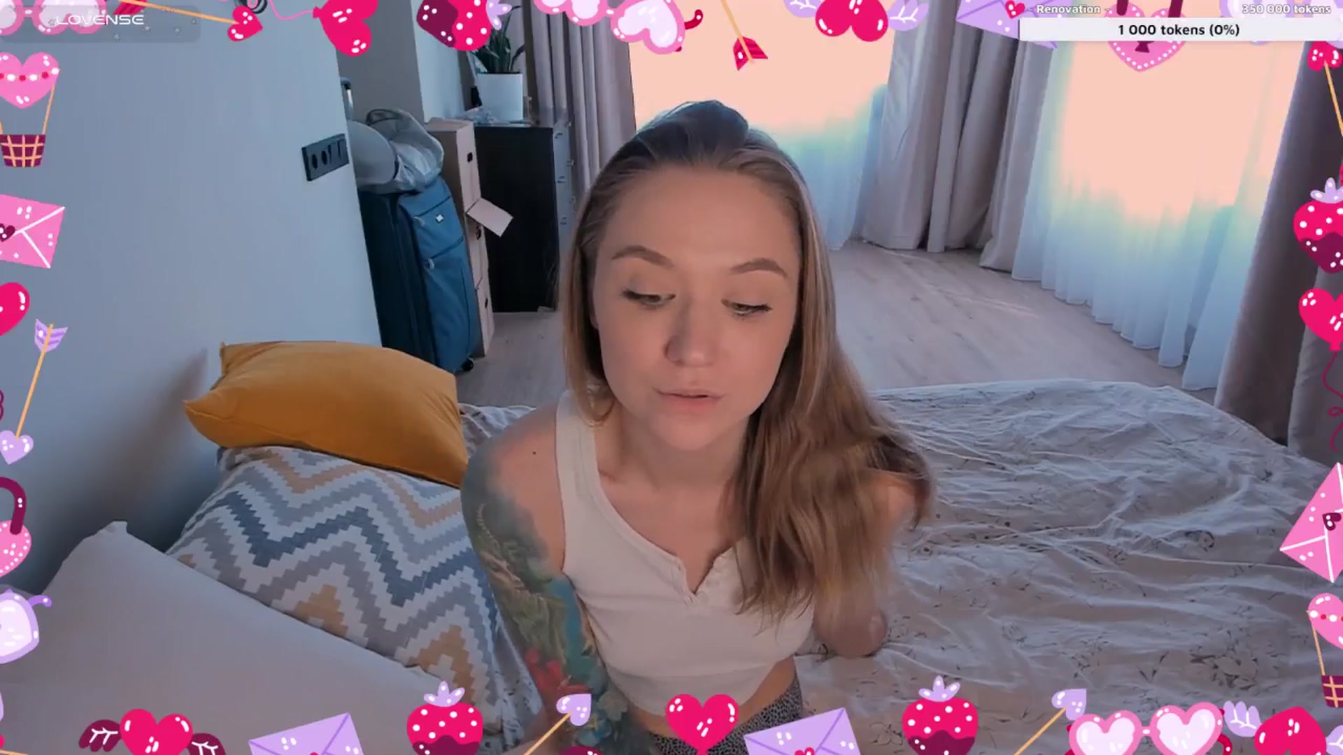 Gallery image thumbnail from Kota_sky's myfreecams stream on, 07/10/2025, 08:37 image 19 of 20