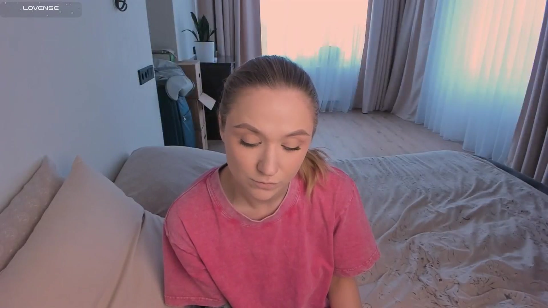 Gallery image thumbnail from Kota_sky's myfreecams stream on, 07/21/2025, 08:01 image 13 of 20