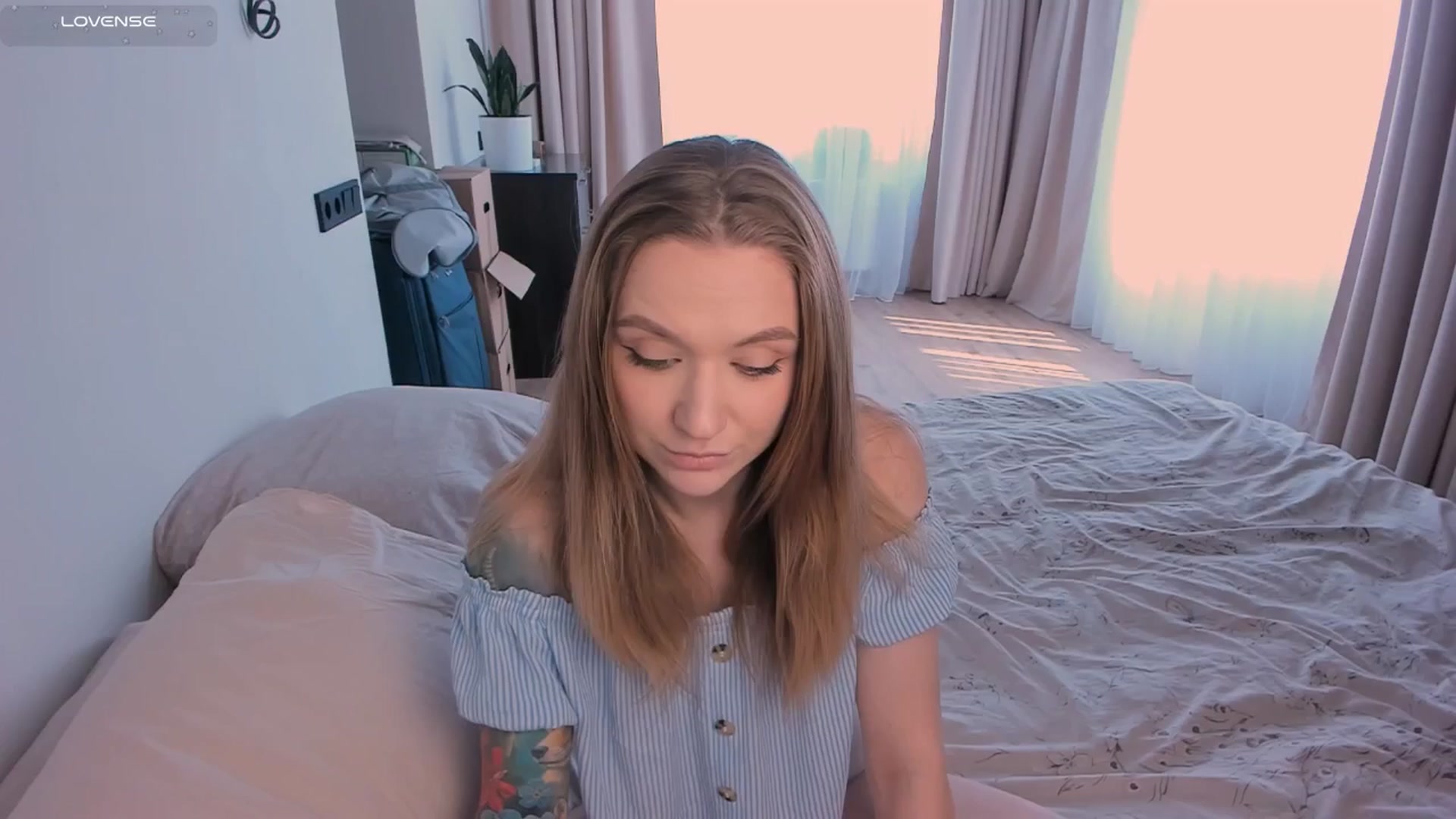 Gallery image thumbnail from Kota_sky's myfreecams stream on, 07/22/2025, 07:37 image 20 of 20