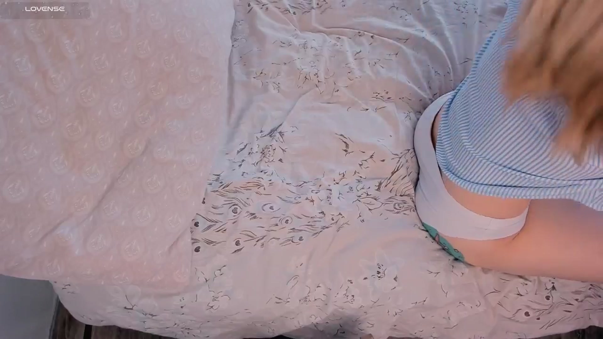 Gallery image thumbnail from Kota_sky's myfreecams stream on, 07/23/2025, 08:27 image 7 of 20