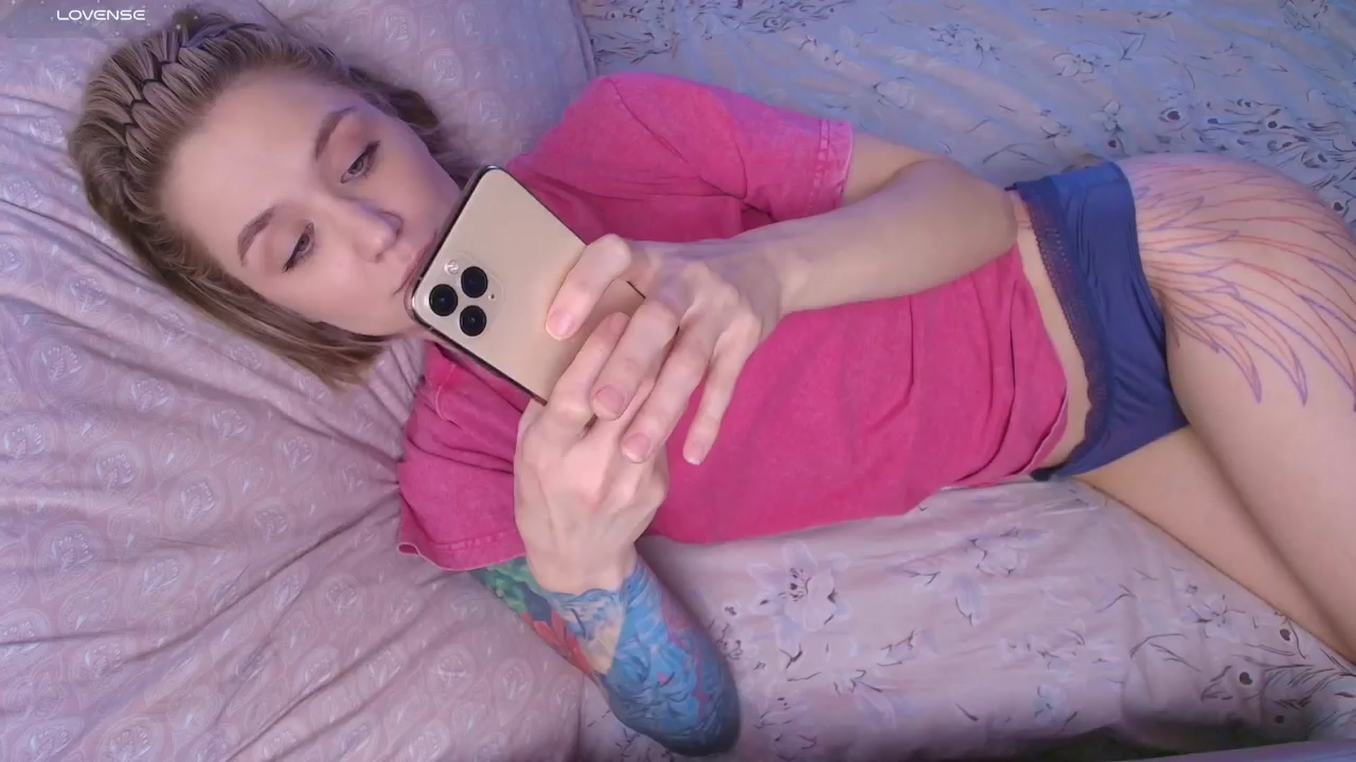 Gallery image thumbnail from Kota_sky's myfreecams stream on, 10/07/2025, 07:24 image 15 of 20