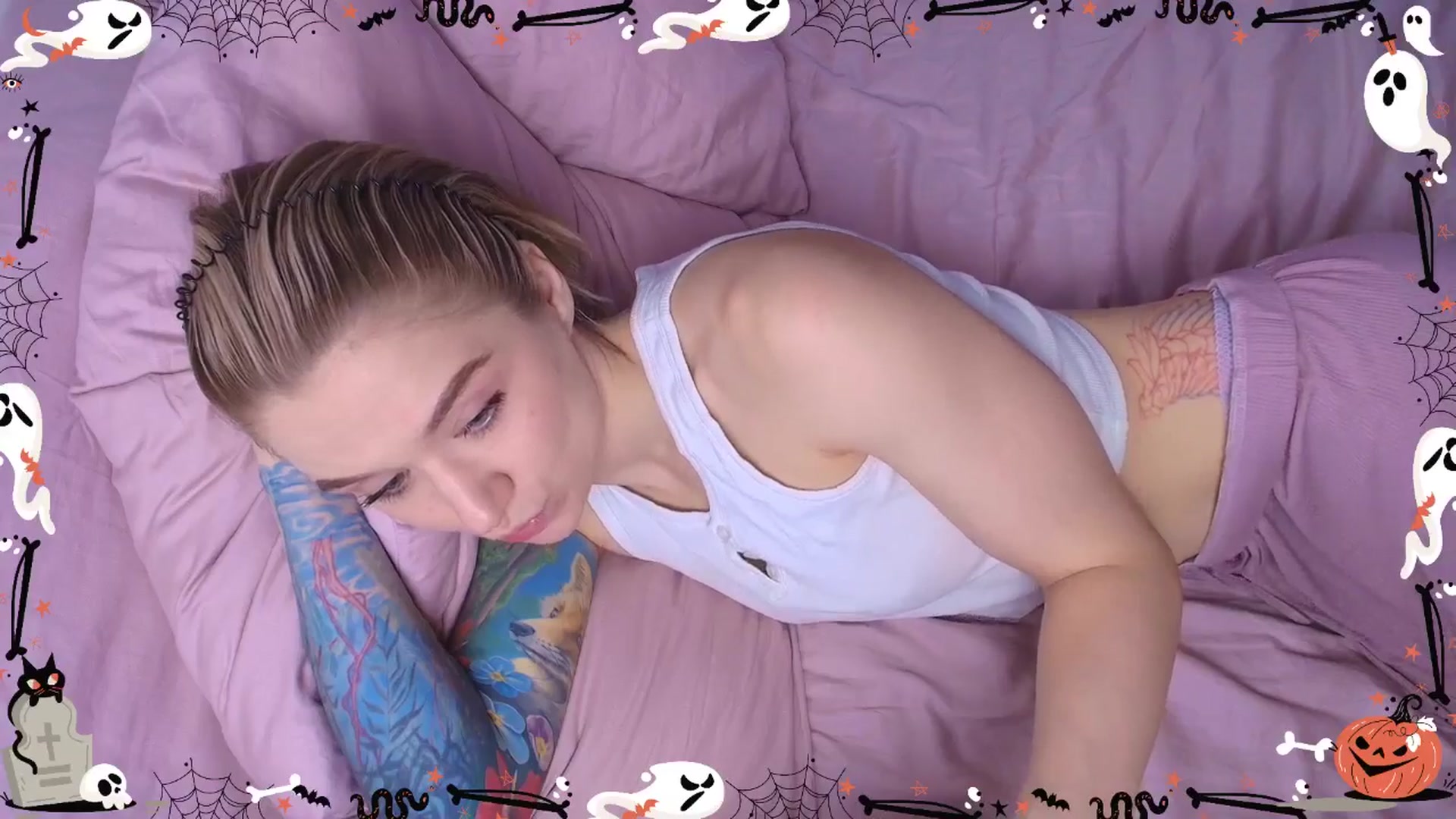 Gallery image thumbnail from Kota_sky's myfreecams stream on, 10/28/2025, 05:01 image 17 of 20