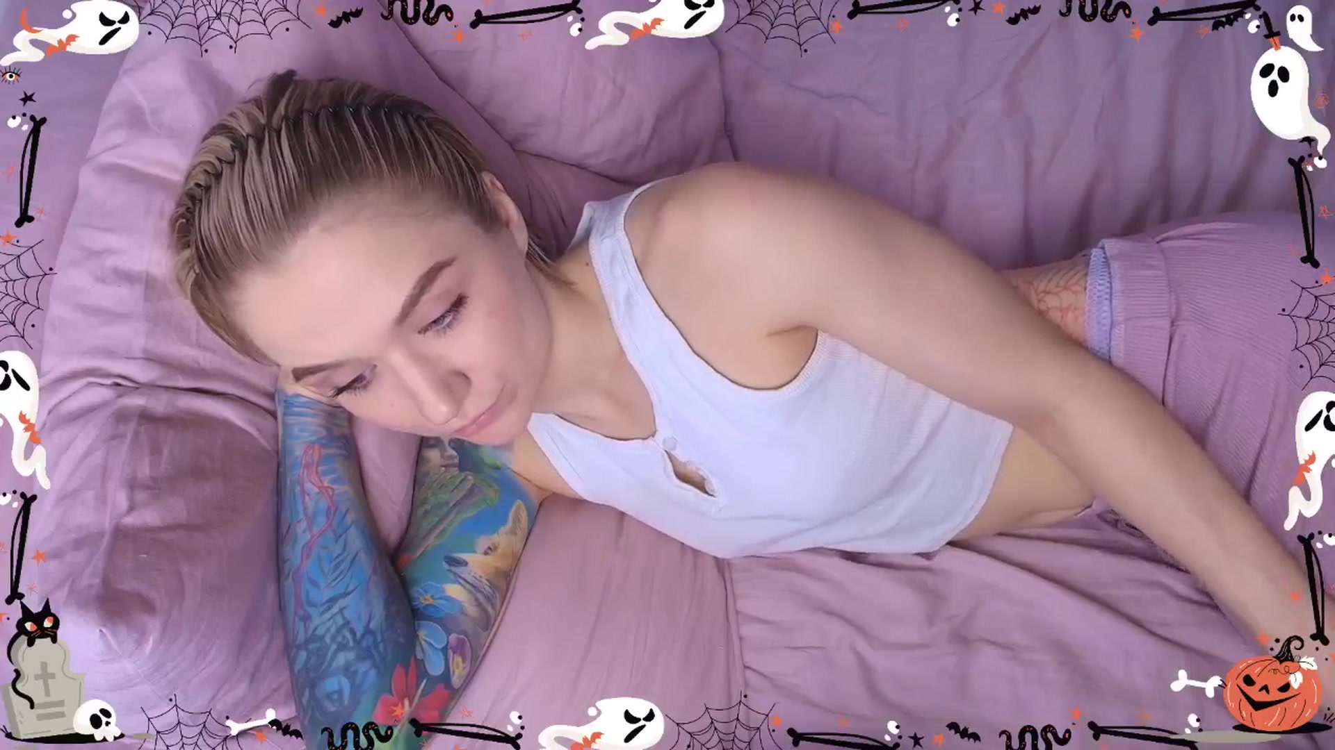 Gallery image thumbnail from Kota_sky's myfreecams stream on, 10/28/2025, 05:01 image 5 of 20
