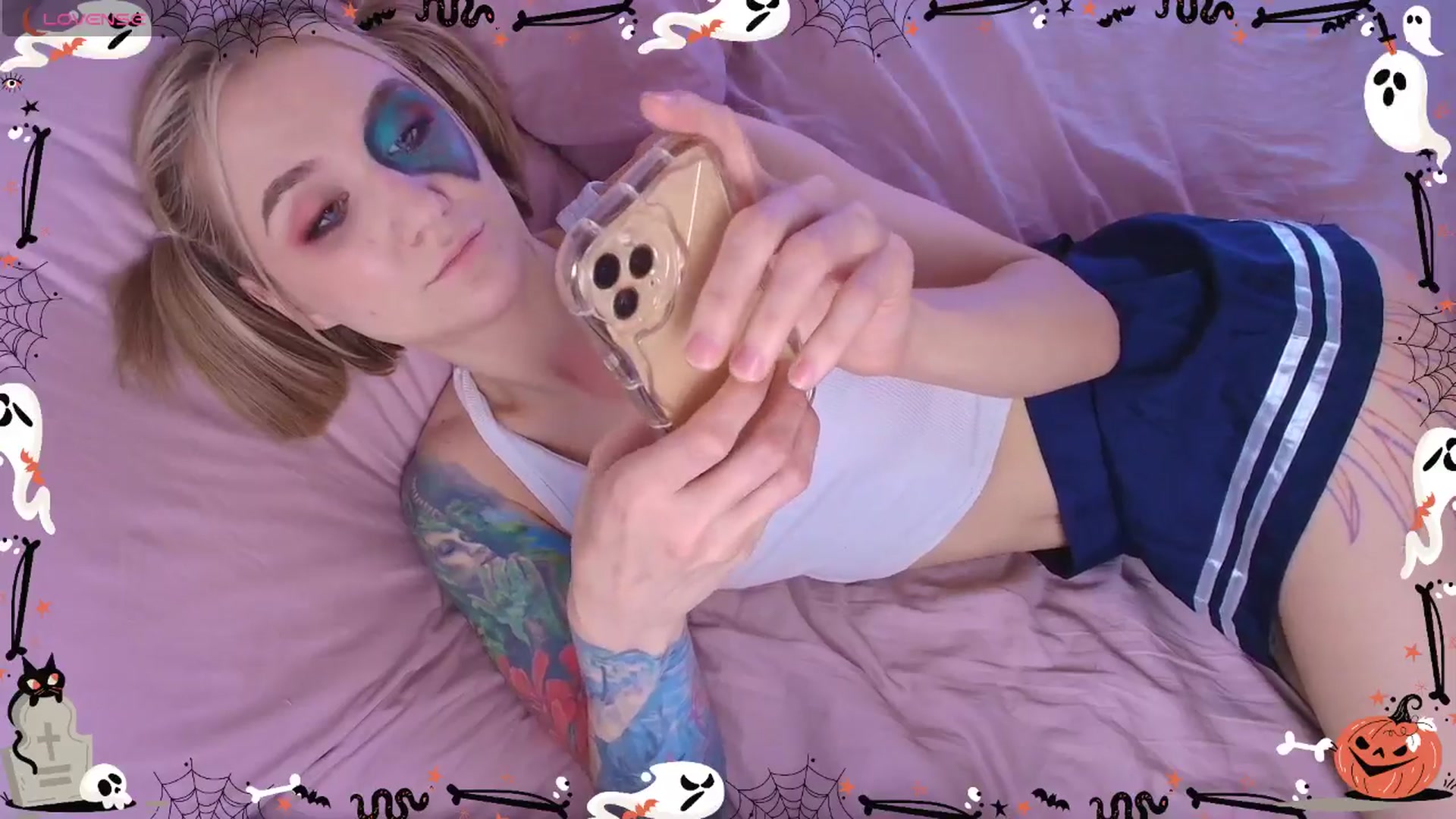 Gallery image thumbnail from Kota_sky's myfreecams stream on, 10/31/2025, 04:35 image 15 of 20