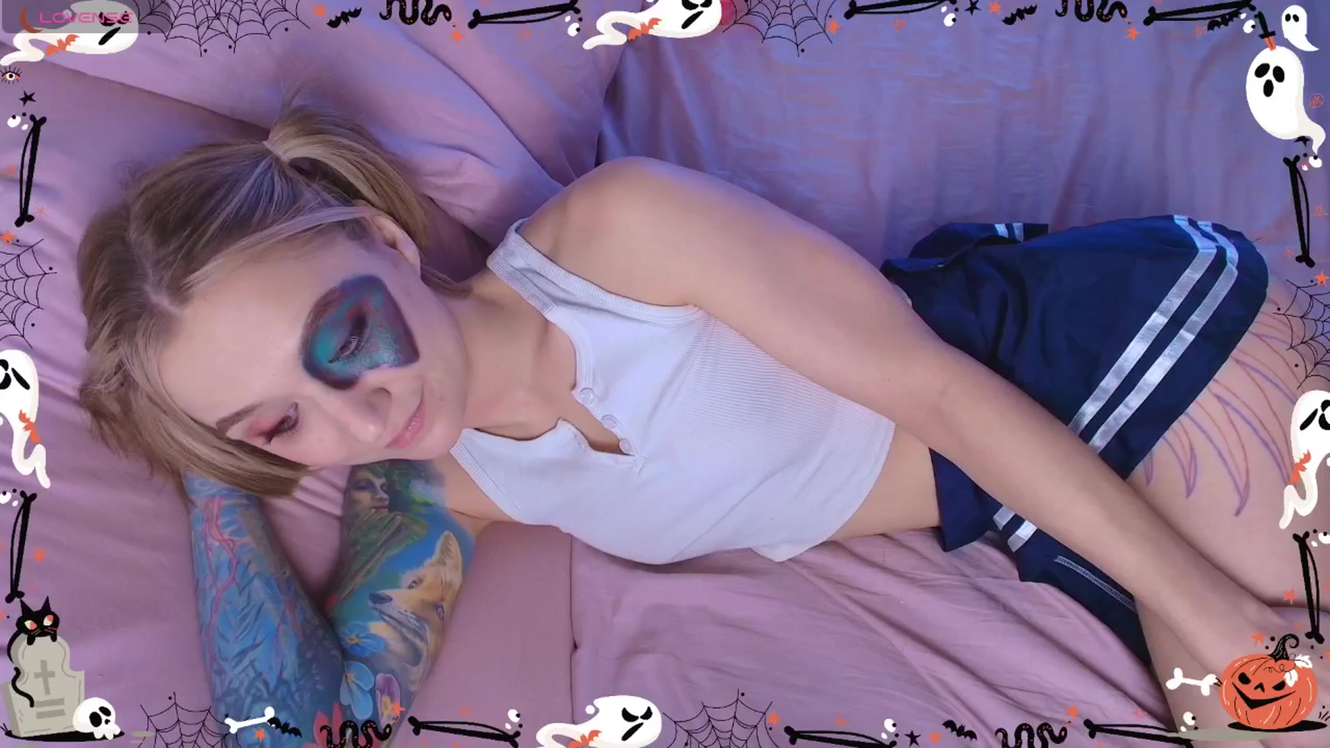 Gallery image thumbnail from Kota_sky's myfreecams stream on, 10/31/2025, 06:57 image 9 of 20