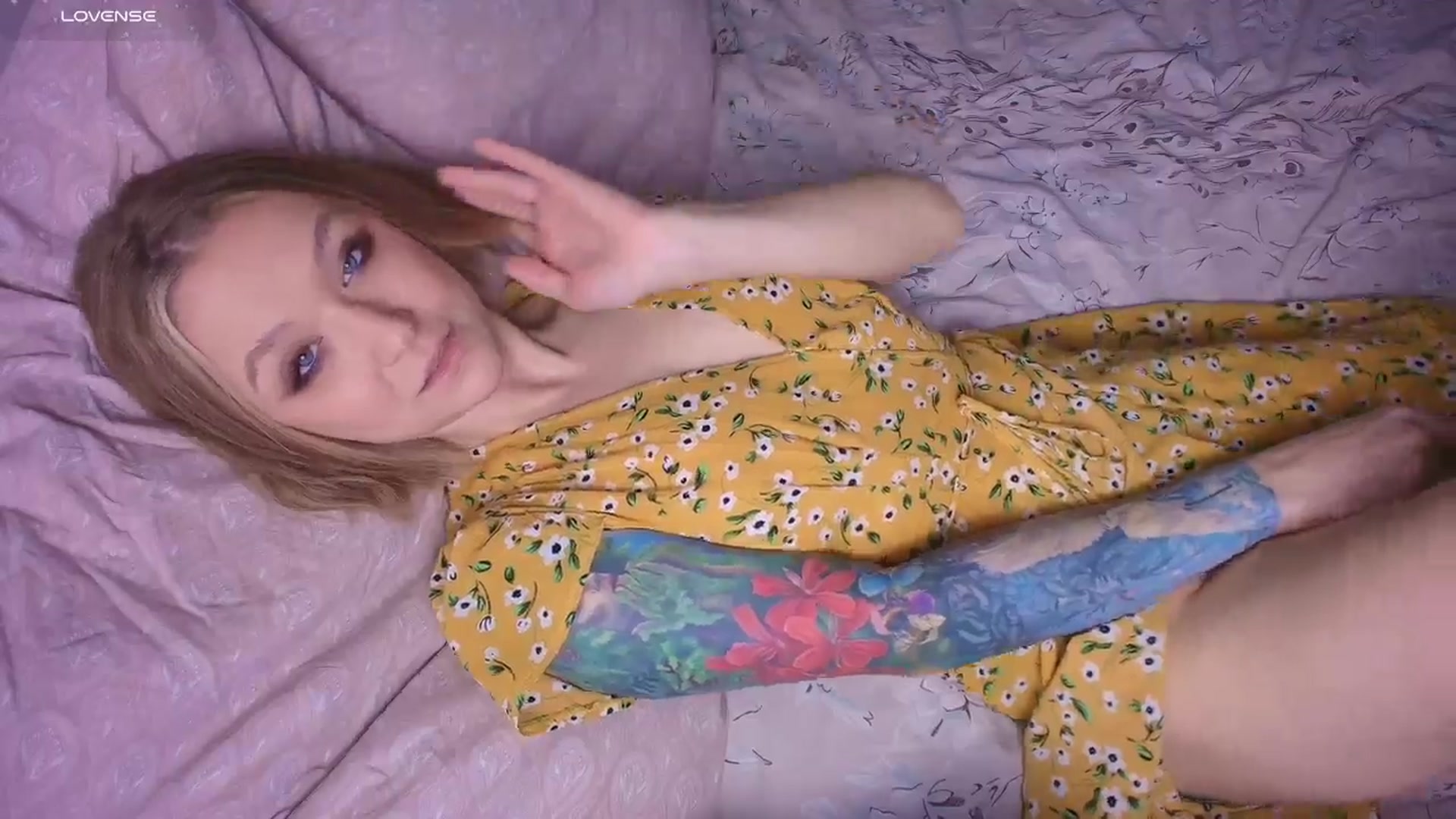 Gallery image thumbnail from Kota_sky's myfreecams stream on, 12/03/2025, 03:26 image 3 of 20