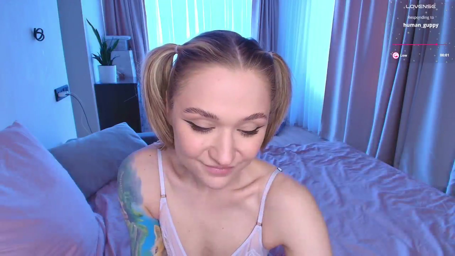 Gallery image thumbnail from Kota_sky's myfreecams stream on, 02/05/2026, 07:57 image 13 of 20