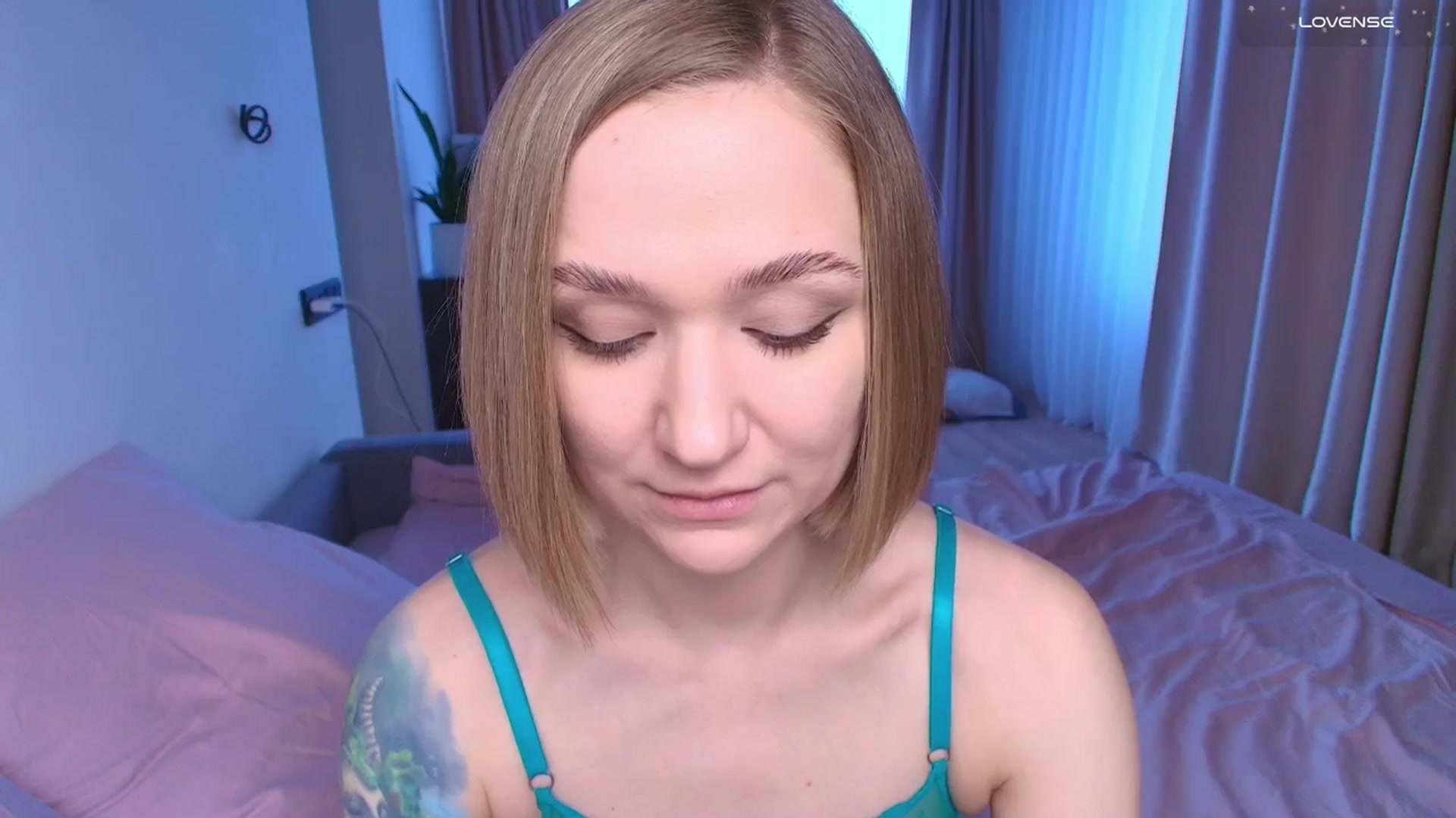 Gallery image thumbnail from Kota_sky's myfreecams stream on, 02/11/2026, 06:19 image 11 of 20