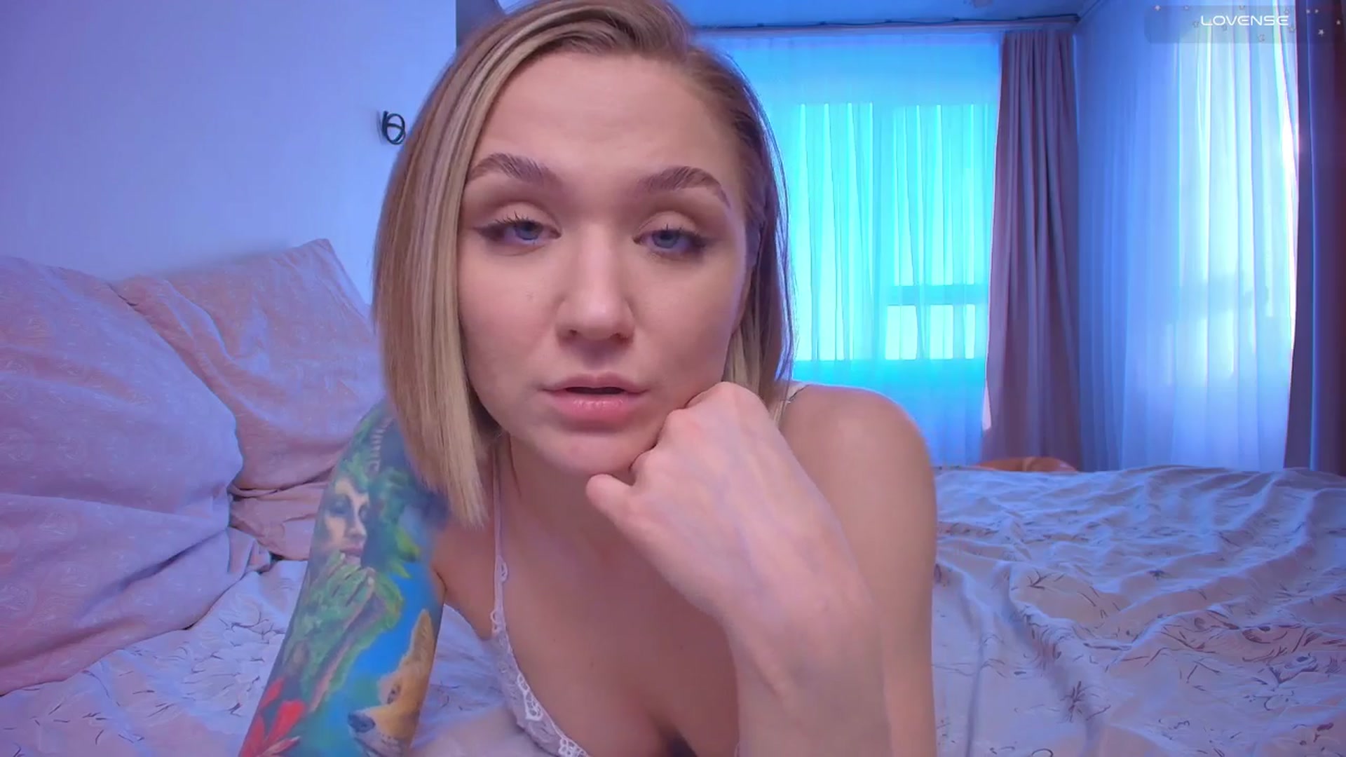Gallery image thumbnail from Kota_sky's myfreecams stream on, 02/25/2026, 10:35 image 15 of 20