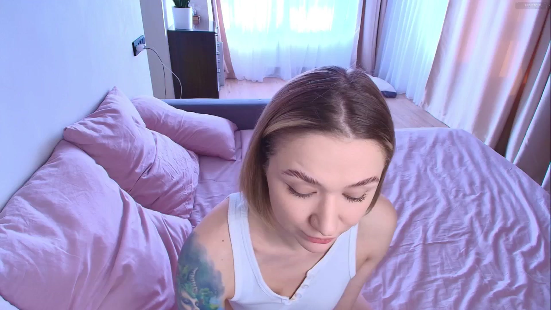 Gallery image thumbnail from Kota_sky's myfreecams stream on, 03/02/2026, 03:32 image 19 of 20