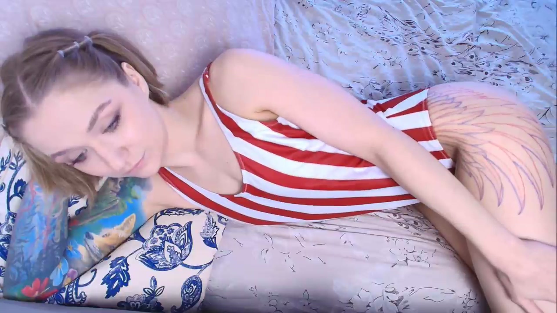 Gallery image thumbnail from Kota_sky's myfreecams stream on, 05/22/2026, 06:15 image 11 of 20