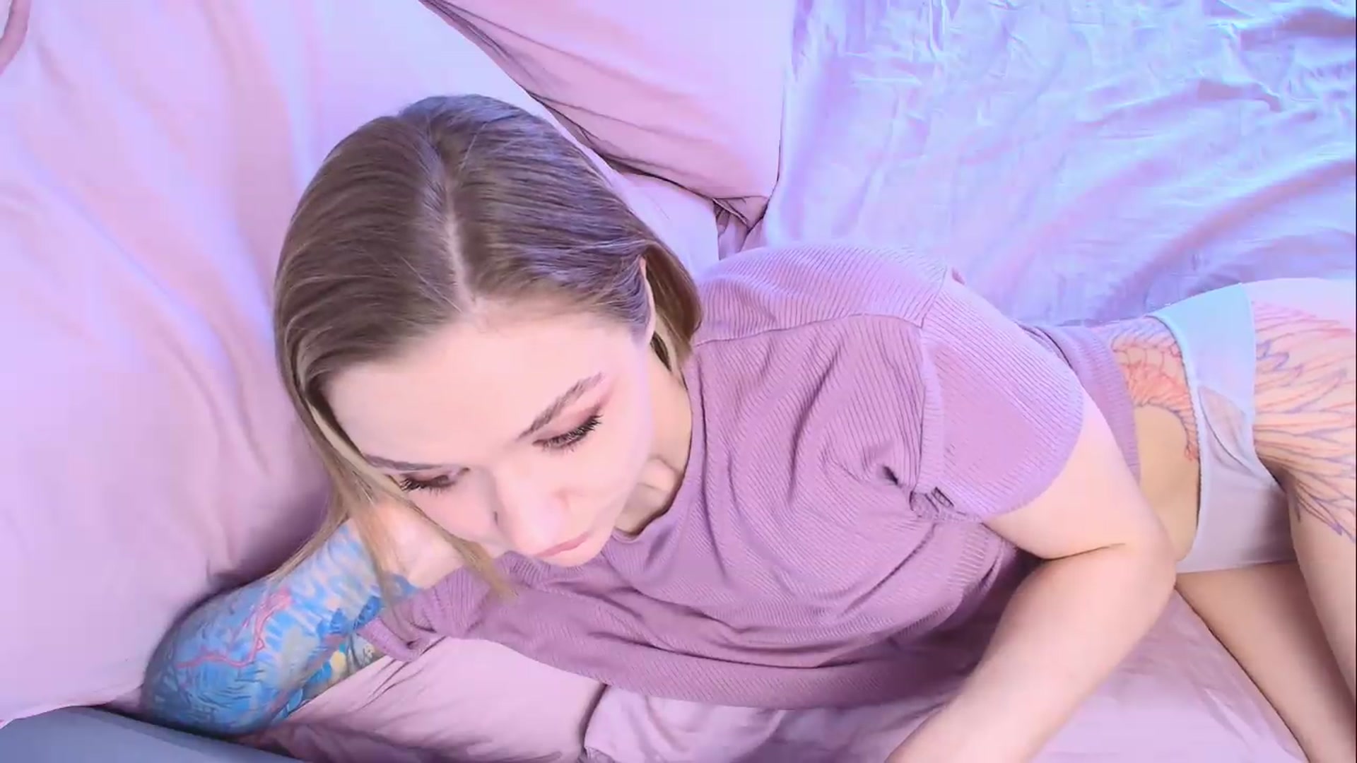 Gallery image thumbnail from Kota_sky's myfreecams stream on, 06/03/2026, 06:57 image 9 of 20