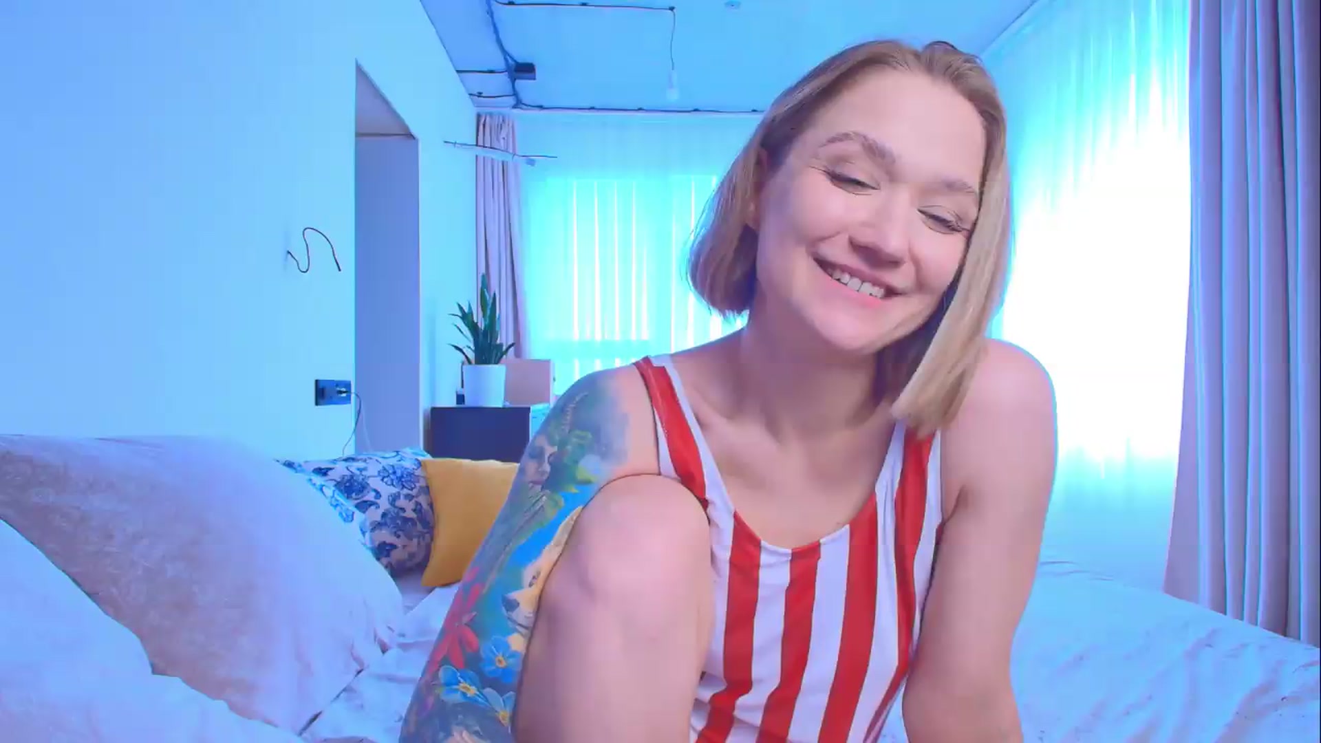 Gallery image thumbnail from Kota_sky's myfreecams stream on, 06/15/2026, 06:57 image 6 of 20