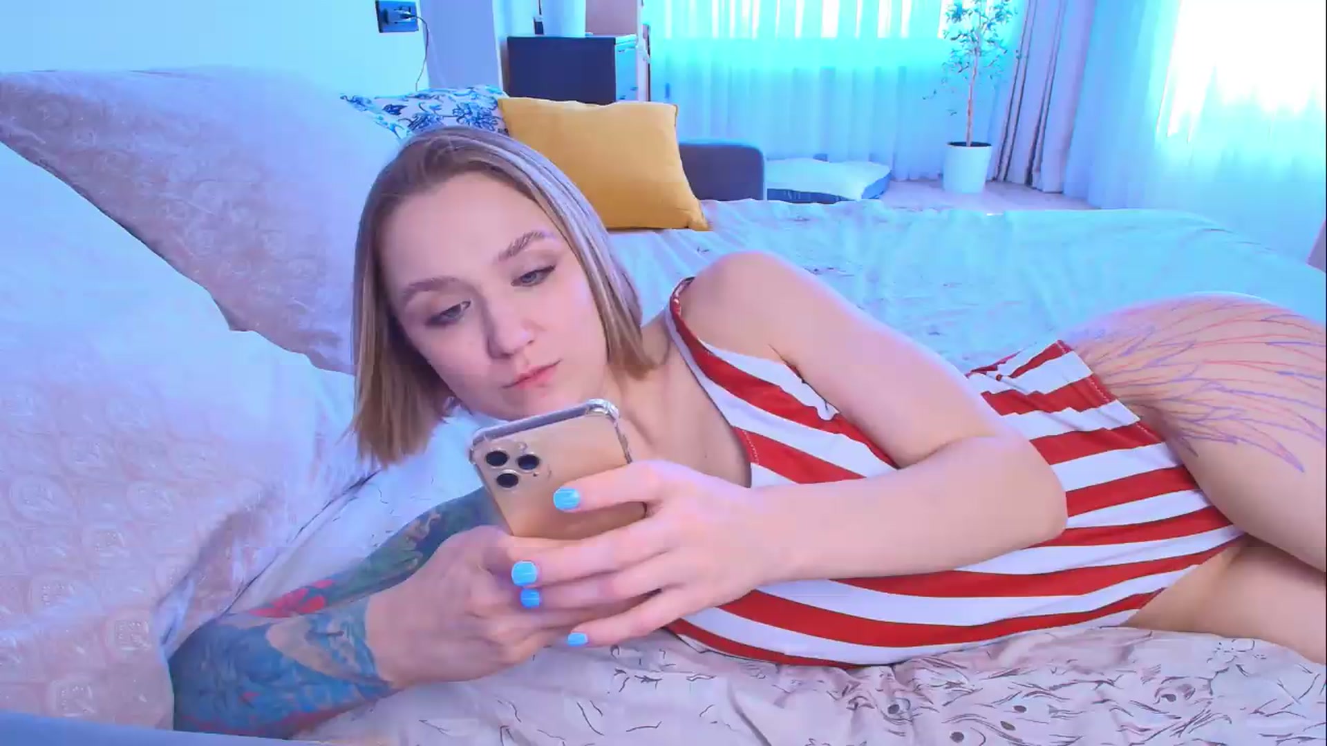 Gallery image thumbnail from Kota_sky's myfreecams stream on, 06/15/2026, 06:57 image 11 of 20