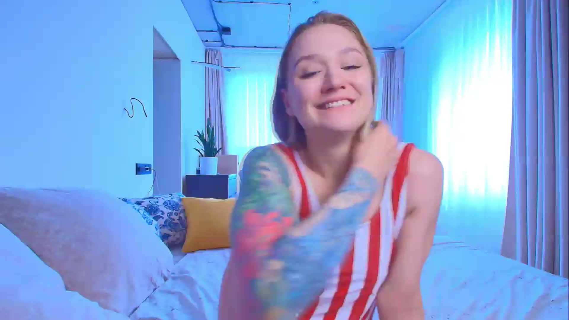 Gallery image thumbnail from Kota_sky's myfreecams stream on, 06/15/2026, 06:57 image 5 of 20