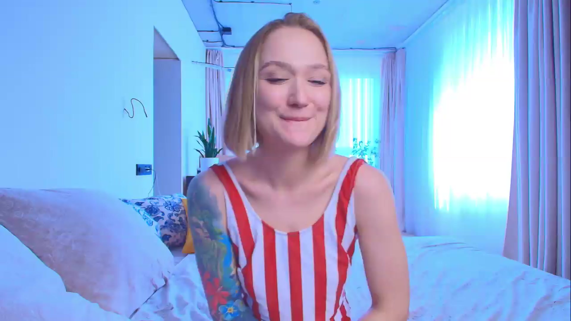 Gallery image thumbnail from Kota_sky's myfreecams stream on, 06/15/2026, 06:57 image 9 of 20