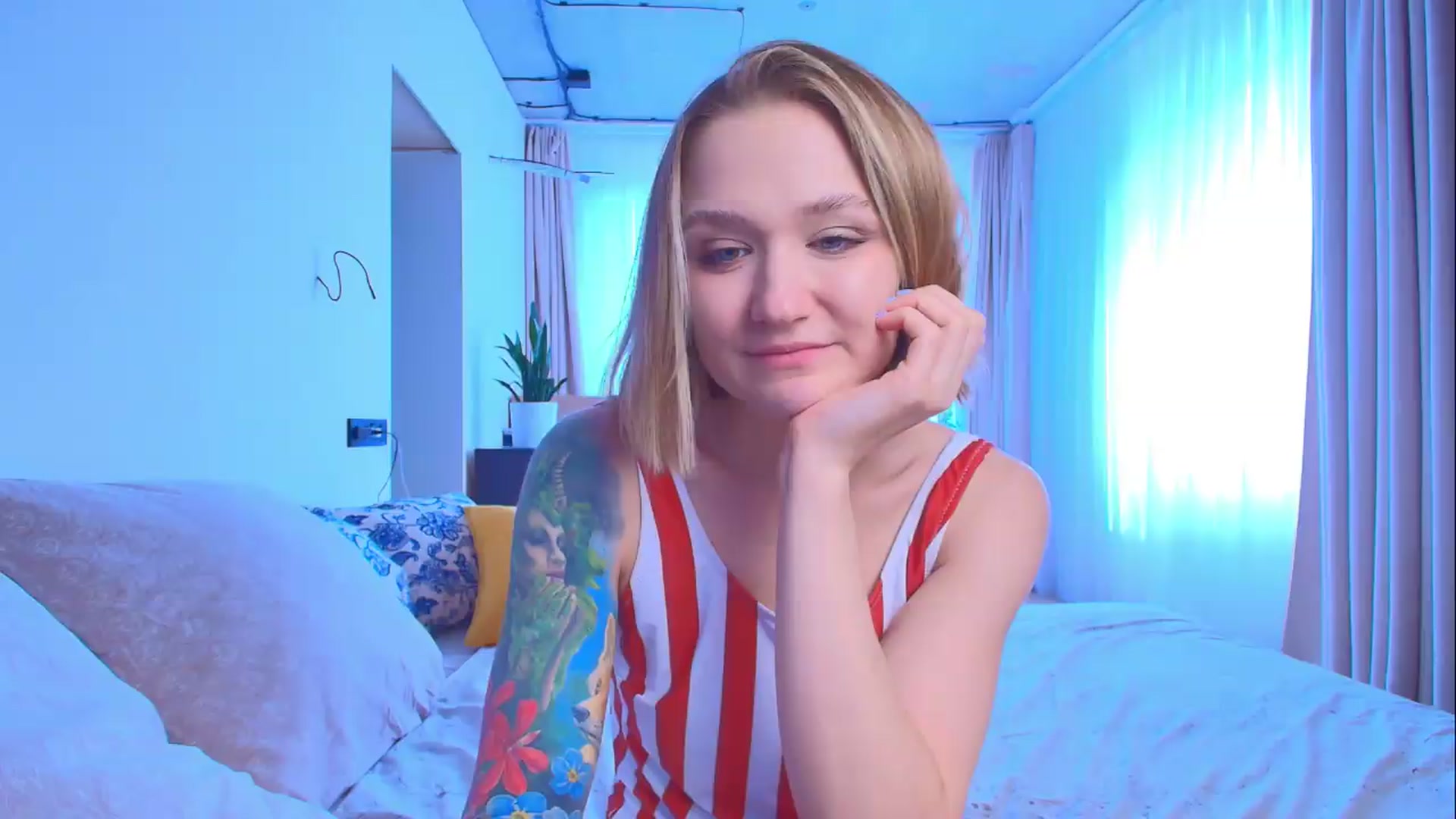 Gallery image thumbnail from Kota_sky's myfreecams stream on, 06/15/2026, 06:57 image 7 of 20