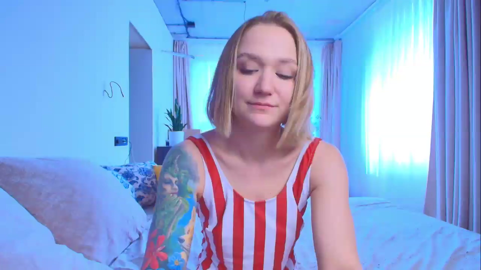 Gallery image thumbnail from Kota_sky's myfreecams stream on, 06/15/2026, 06:57 image 8 of 20