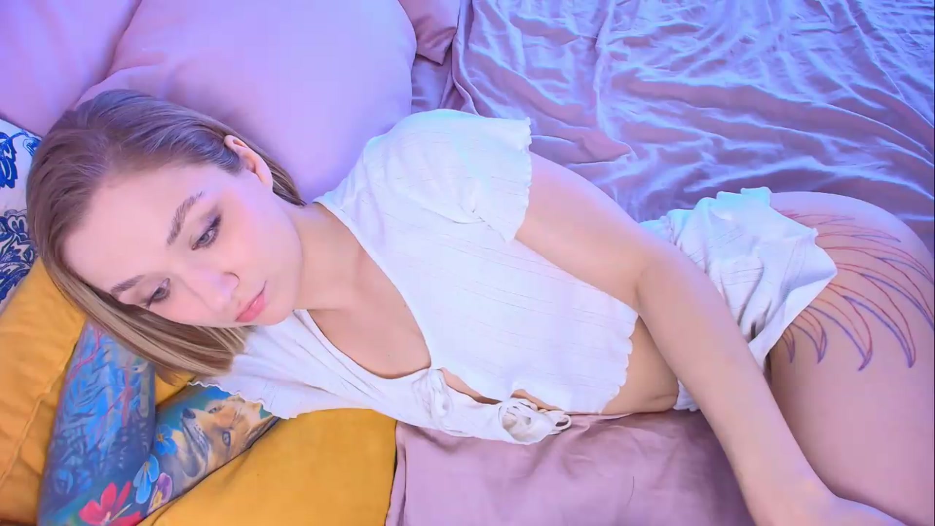 Gallery image thumbnail from Kota_sky's myfreecams stream on, 06/26/2026, 06:50 image 19 of 20