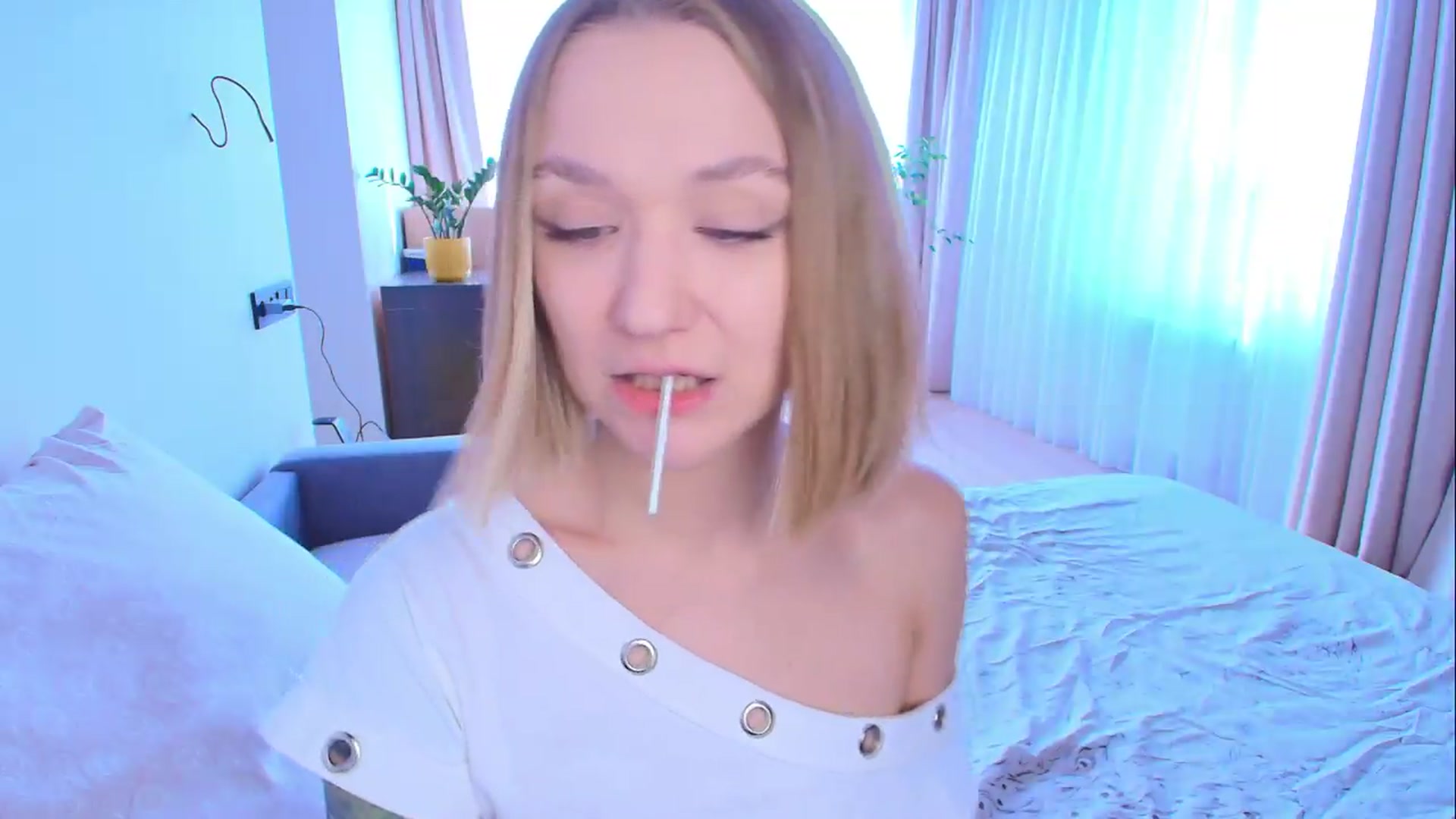 Gallery image thumbnail from Kota_sky's myfreecams stream on, 07/09/2026, 04:21 image 2 of 20