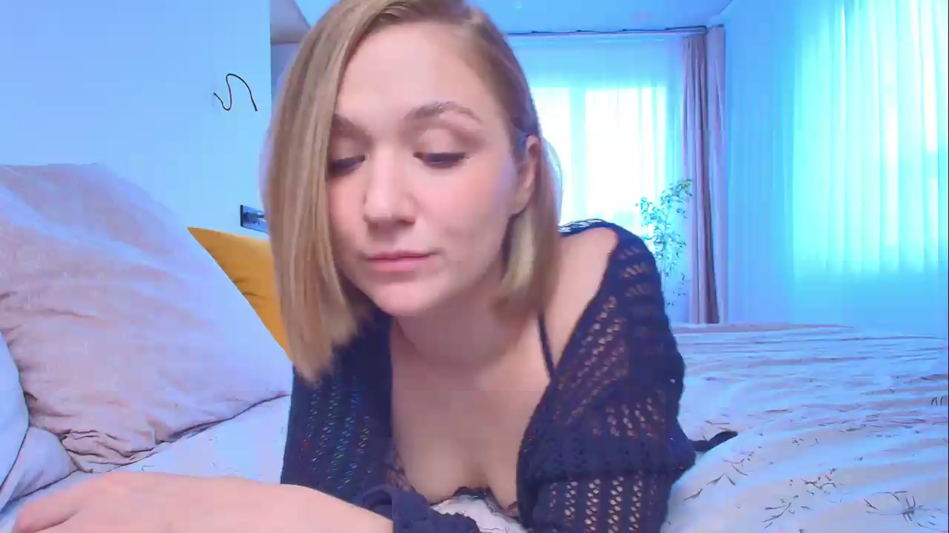 Gallery image thumbnail from Kota_sky's myfreecams stream on, 07/16/2026, 06:39 image 15 of 20