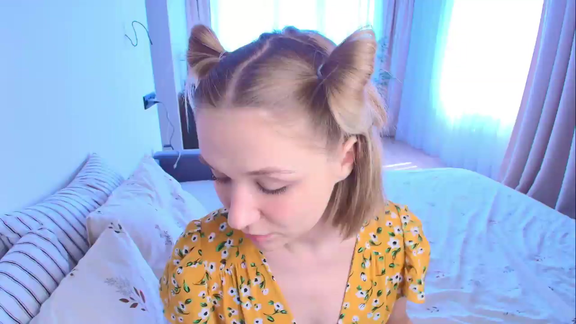 Gallery image thumbnail from Kota_sky's myfreecams stream on, 08/03/2026, 06:19 image 15 of 20