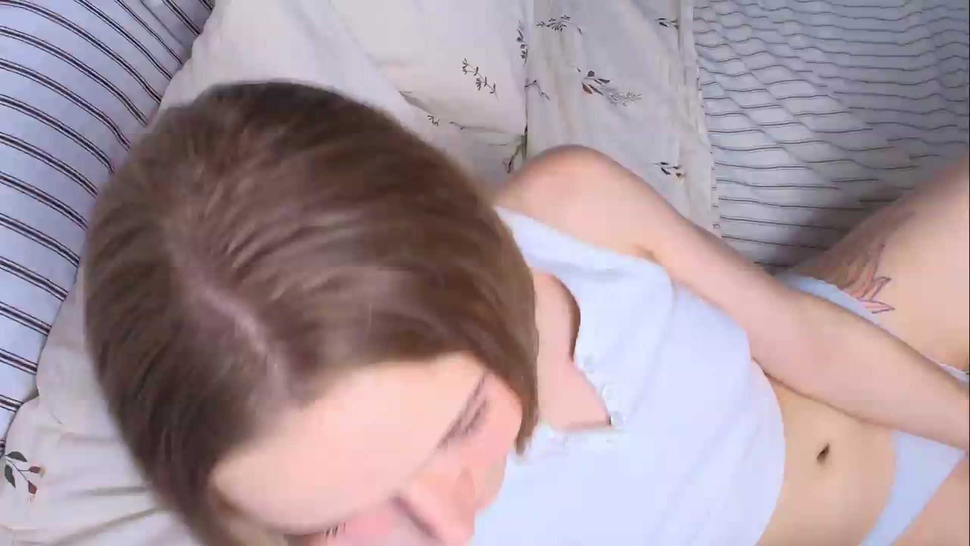 Gallery image thumbnail from Kota_sky's myfreecams stream on, 08/04/2026, 03:29 image 3 of 20