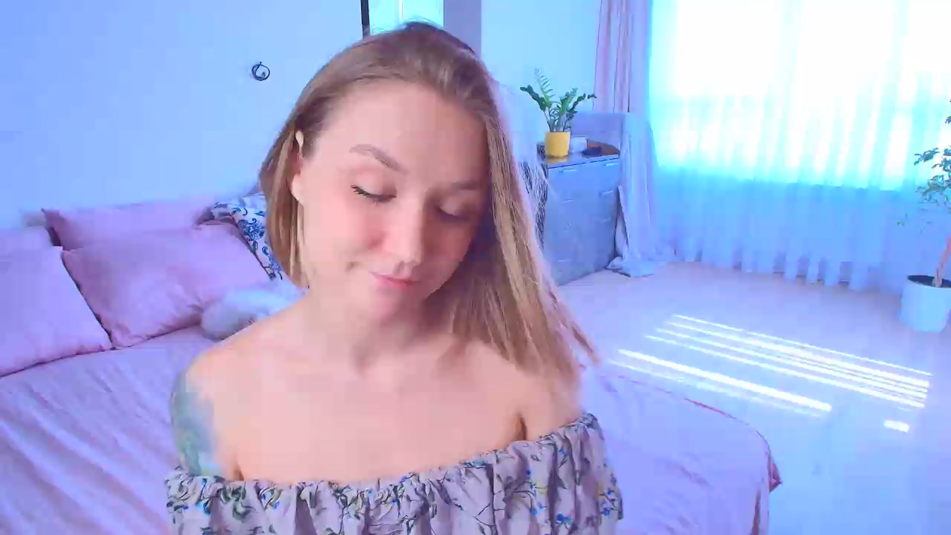 Gallery image thumbnail from Kota_sky's myfreecams stream on, 08/18/2026, 06:46 image 1 of 20