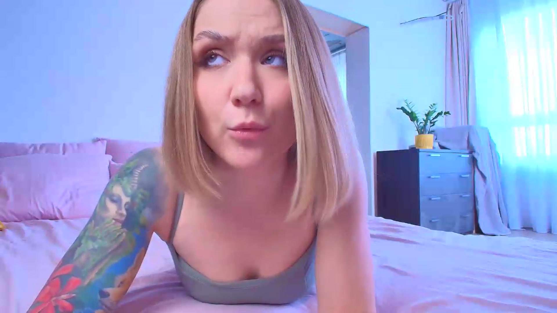 Gallery image thumbnail from Kota_sky's myfreecams stream on, 08/20/2026, 07:04 image 7 of 20
