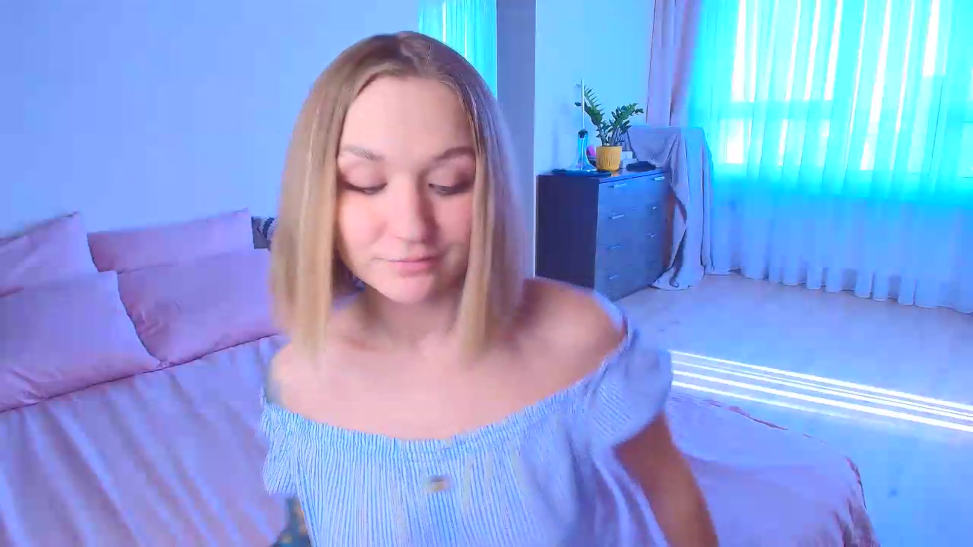 Gallery image thumbnail from Kota_sky's myfreecams stream on, 08/24/2026, 06:53 image 3 of 20
